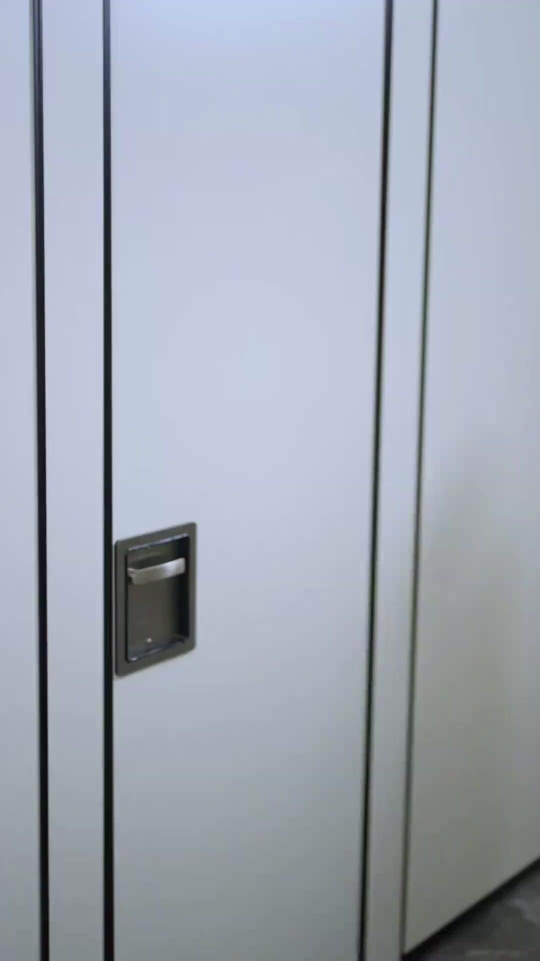 (Dubbed) She Roars Back