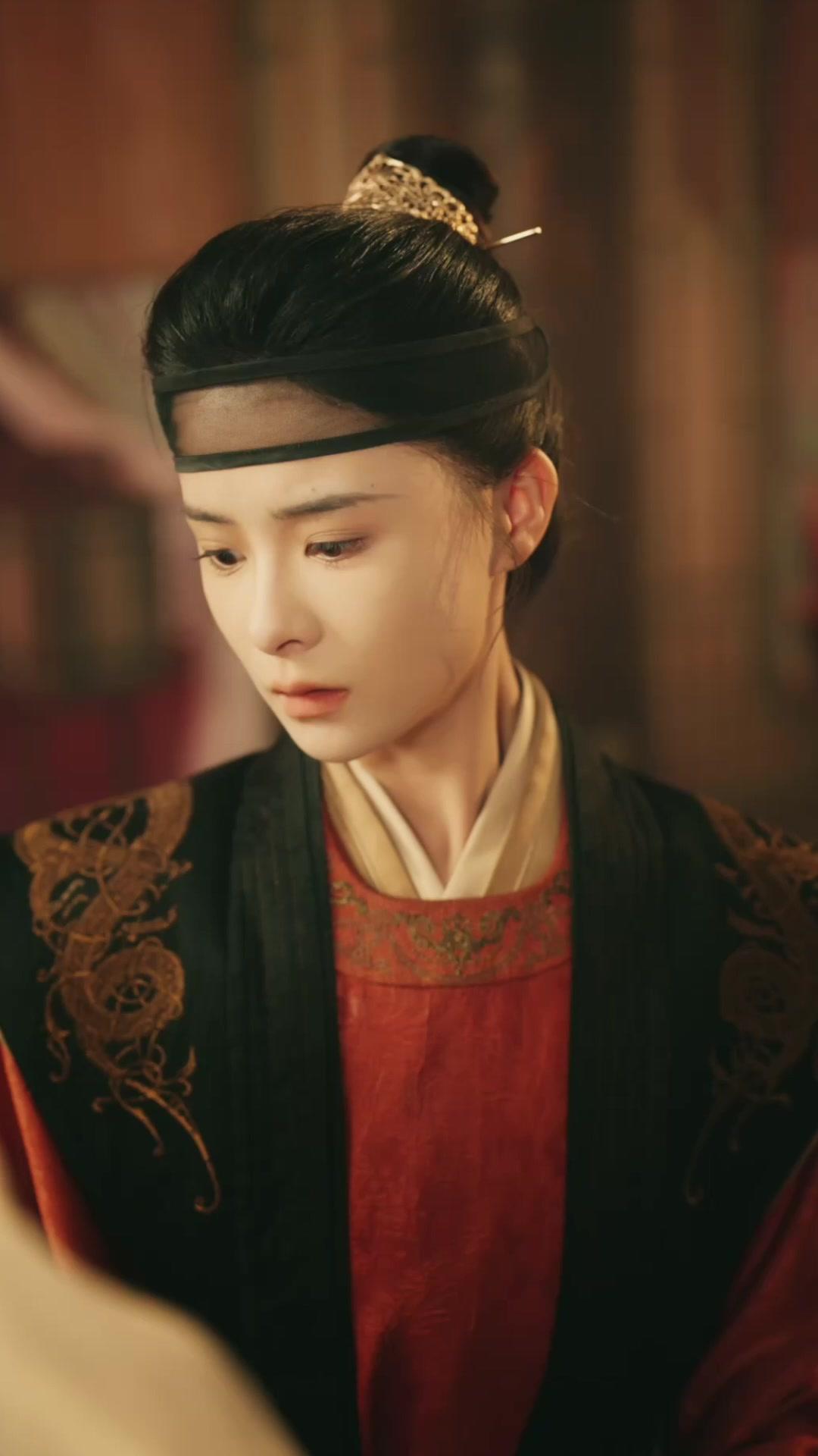 โฉมหน้าจอมพลิกรัฐ