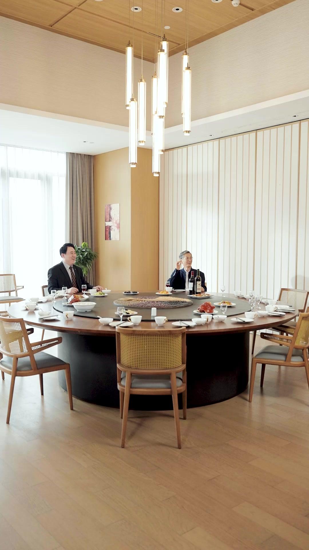 Ayah! Cepat Lindungi Istrimu!