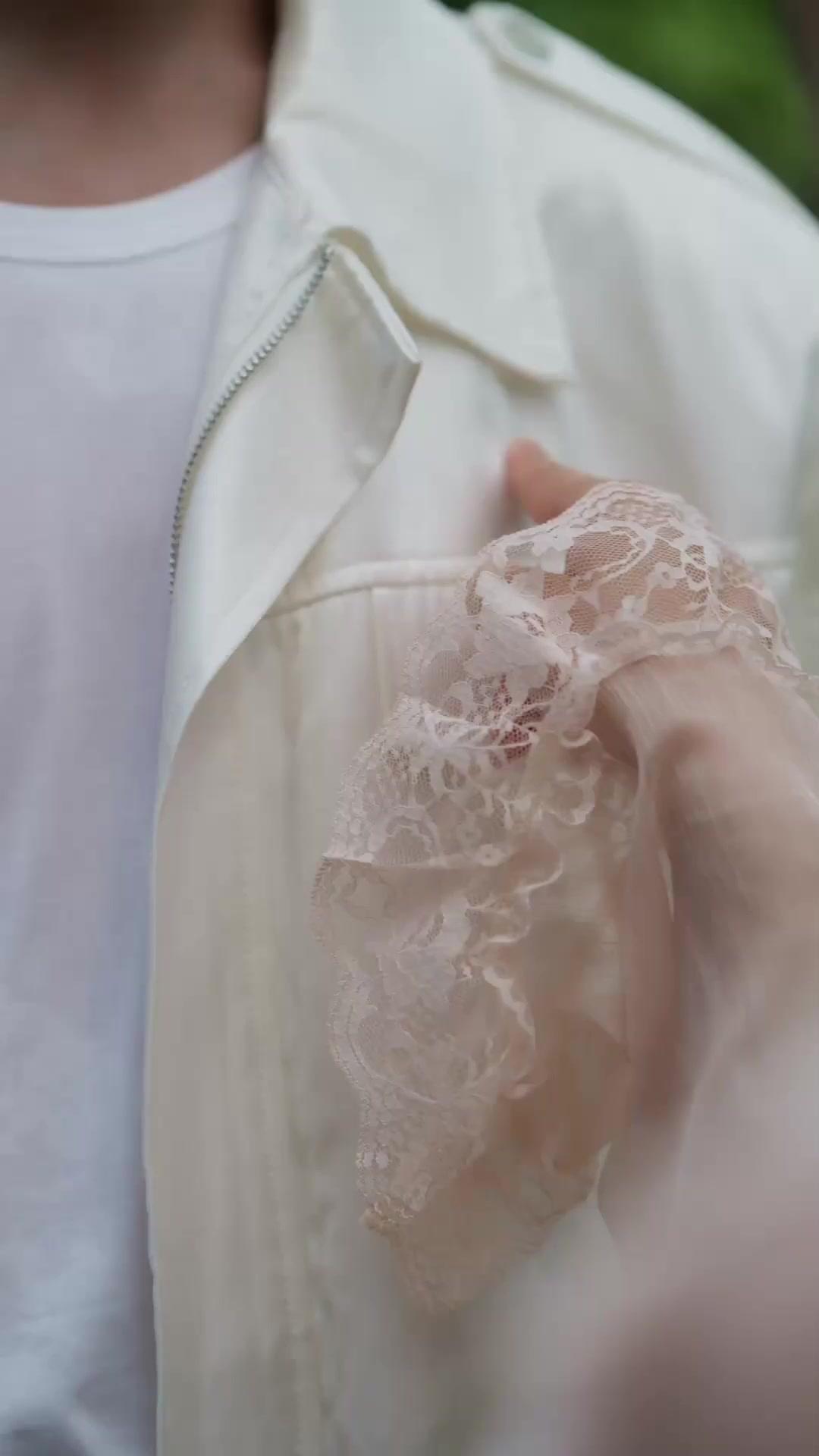 Usia tidak memisahkan cinta