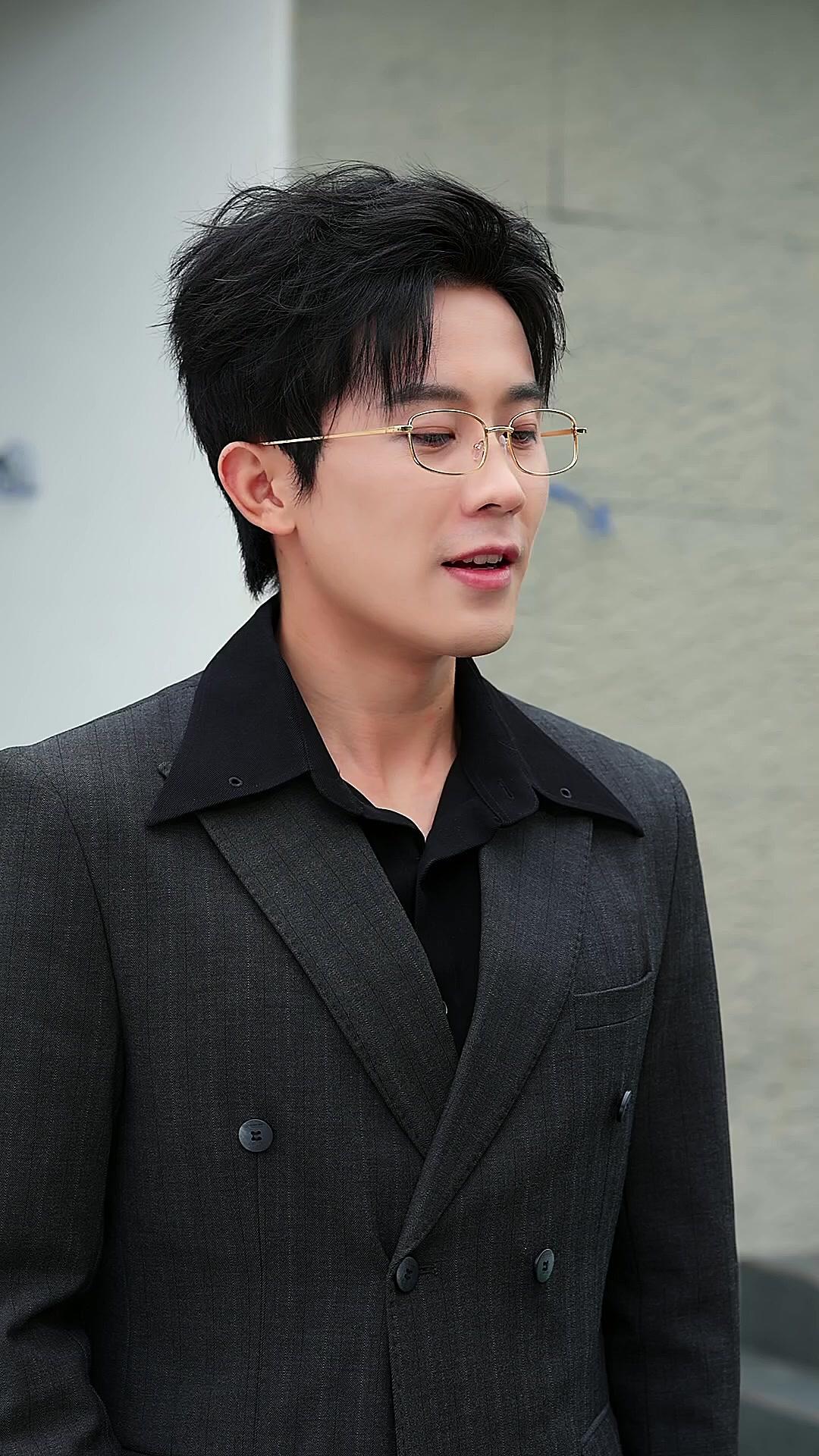 Adeus, Marido Ingrato! Meu Atual me Mima Demais!