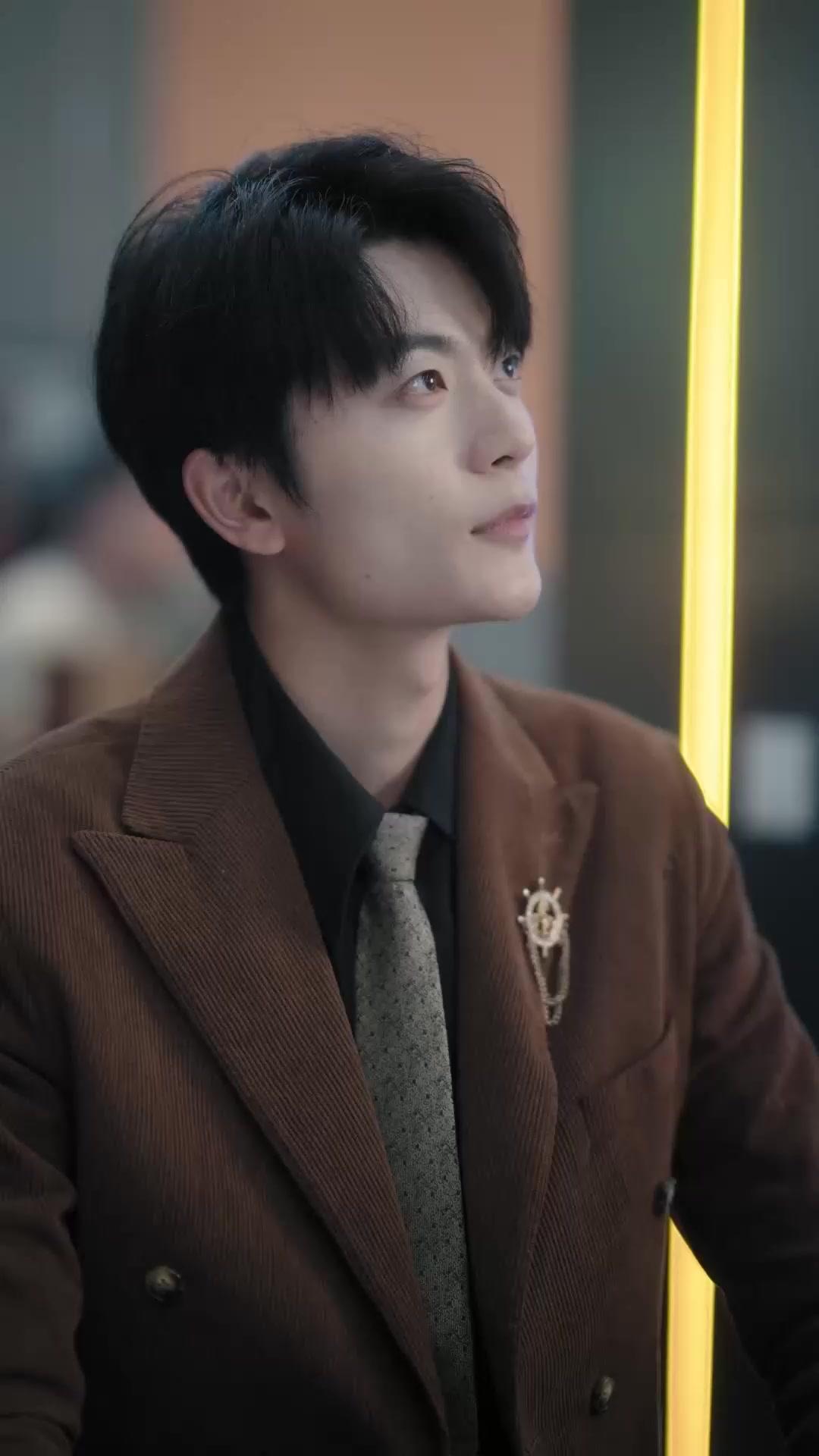 Petunjuk Takdir Lewat Ponsel