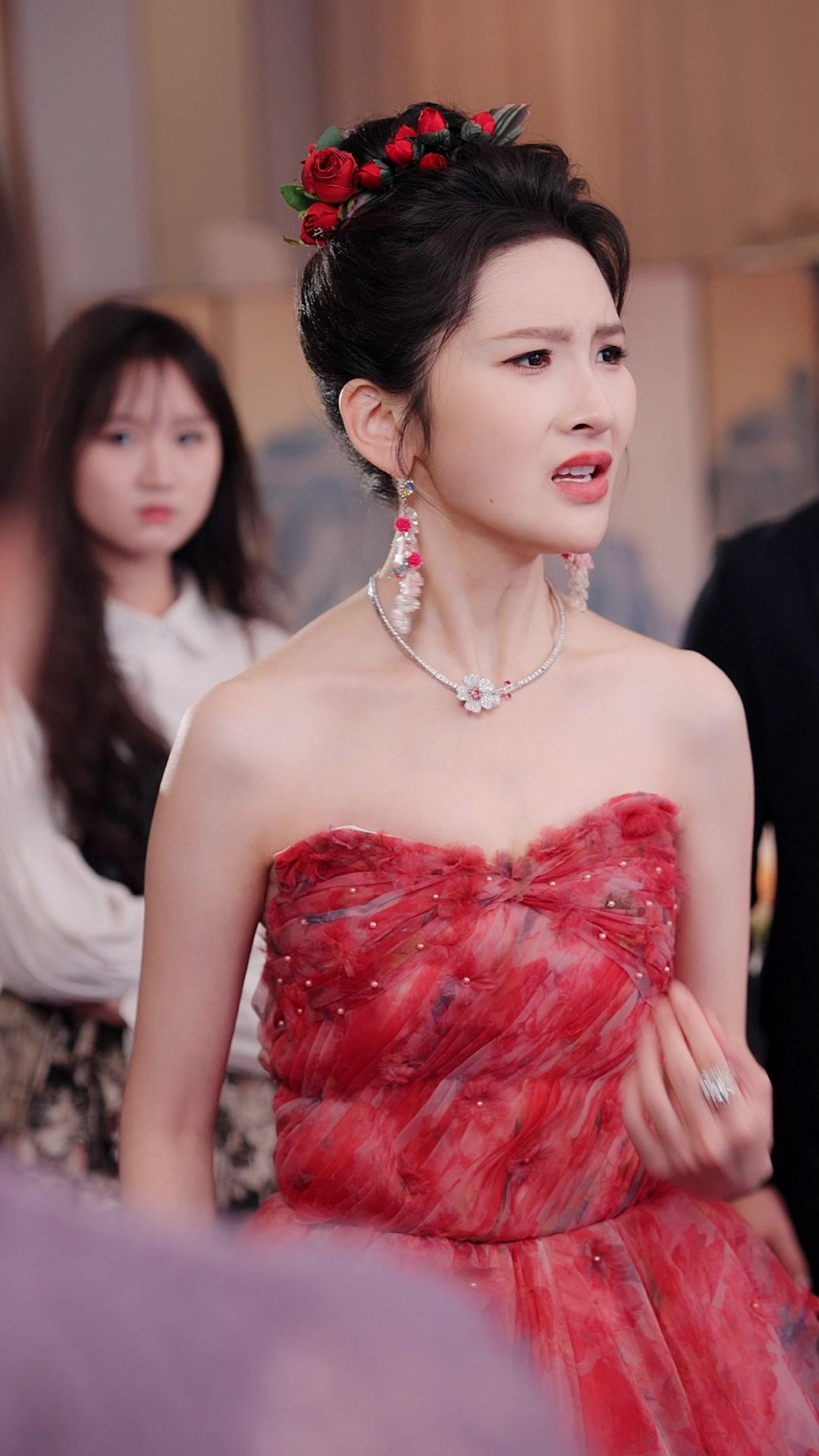 MARIAGE : RÉVEIL DE REINE