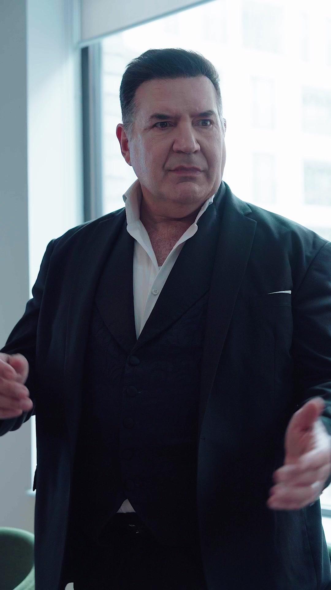 Hired Boyfriend Is a Billionaire