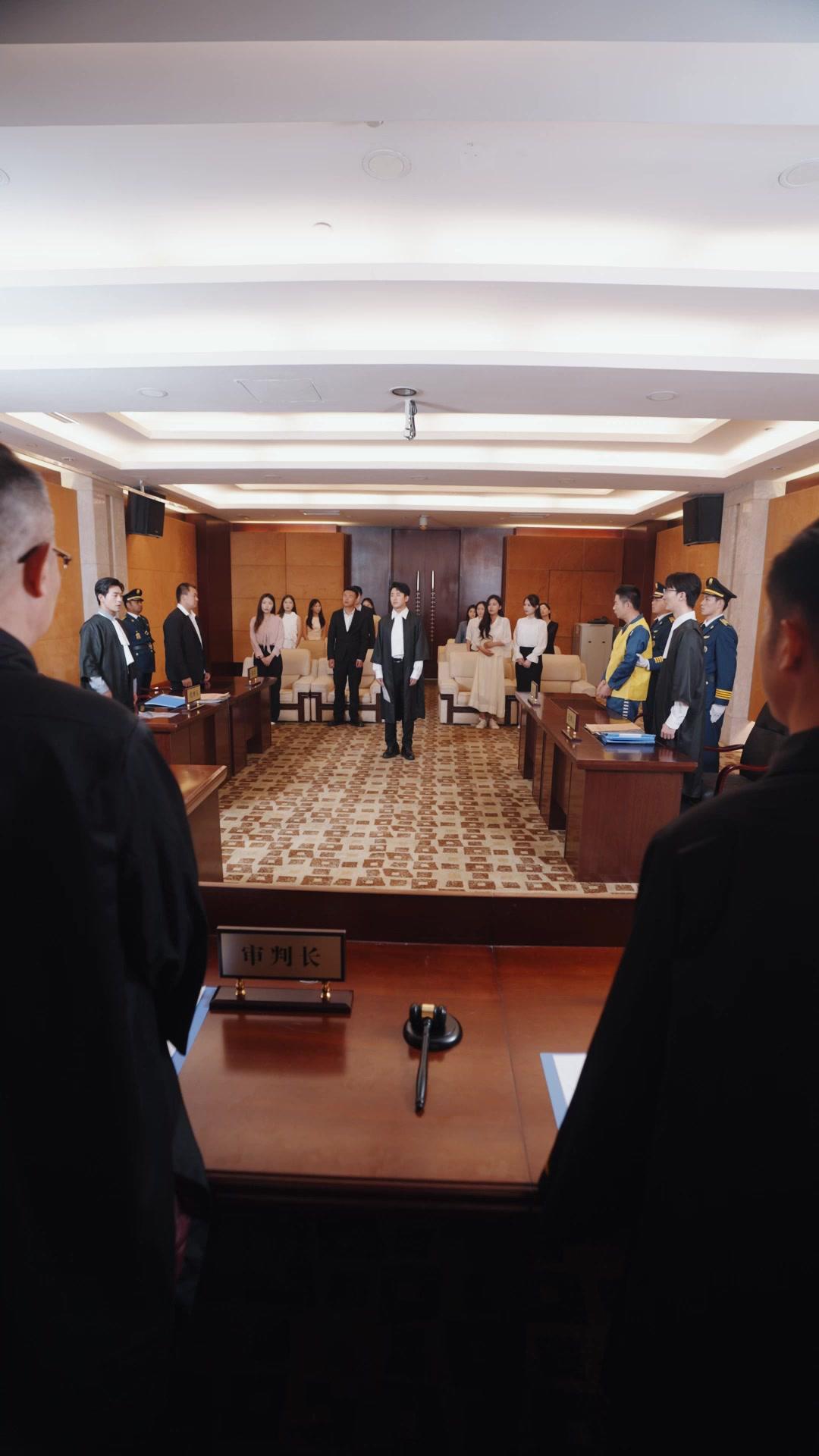 Reborn to Uncover the Killer