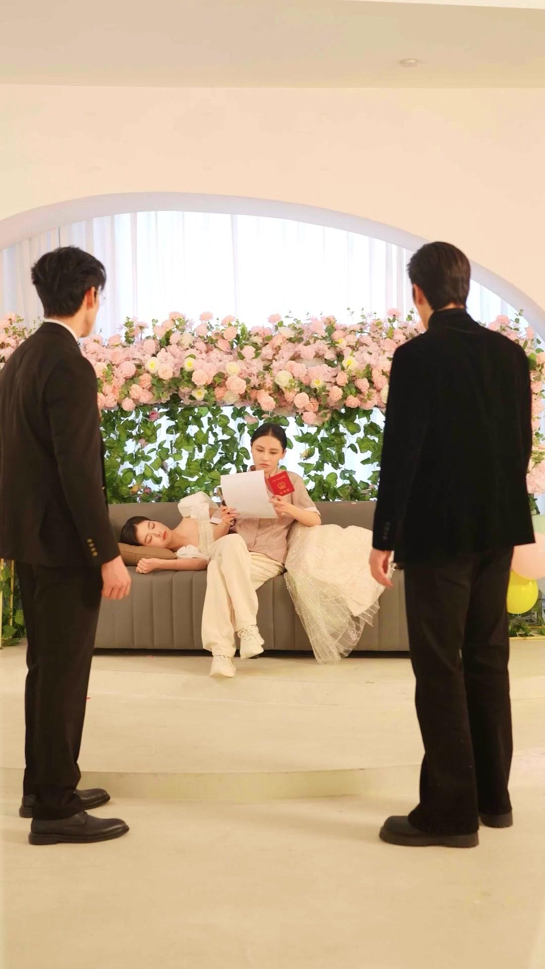 Mantan Suamiku Ternyata CEO