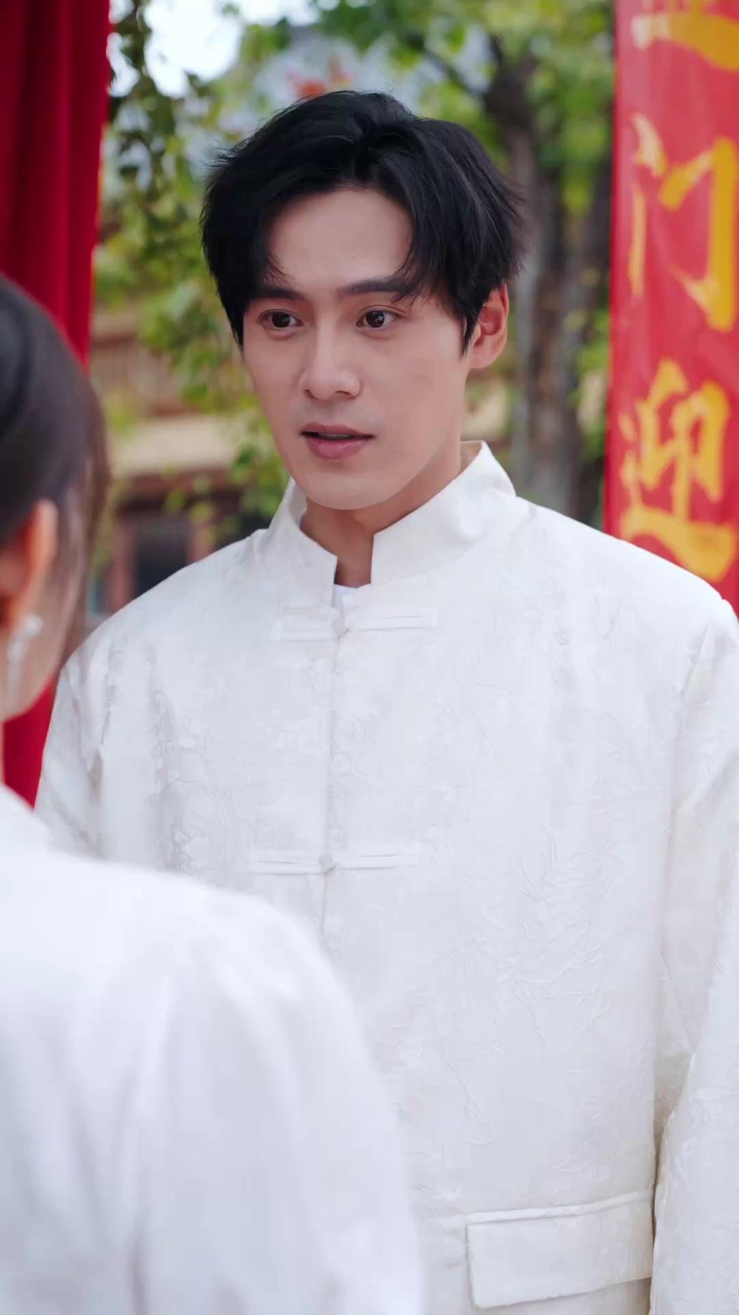 O Imortal de Ouro e a Esposa Muda