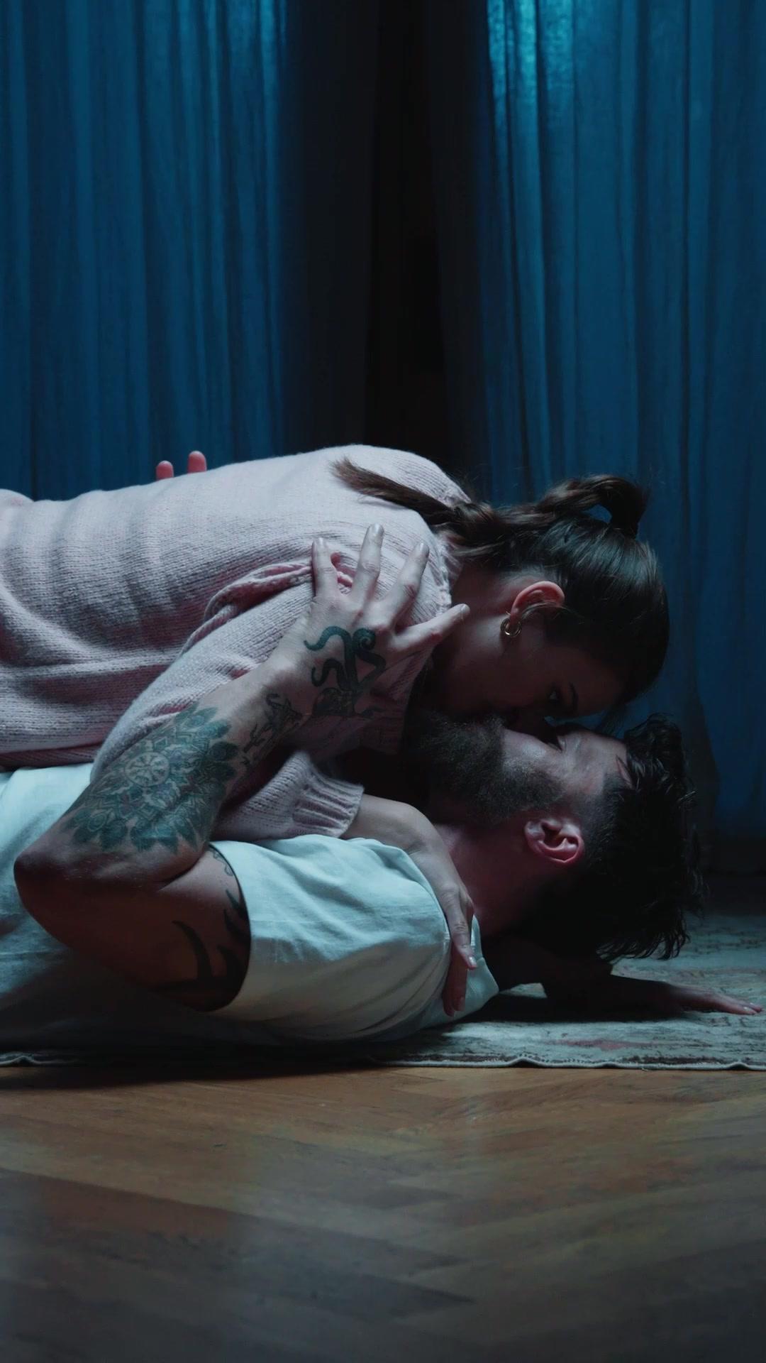 Mitbewohner und Superstar: Geheimnisse der Liebe