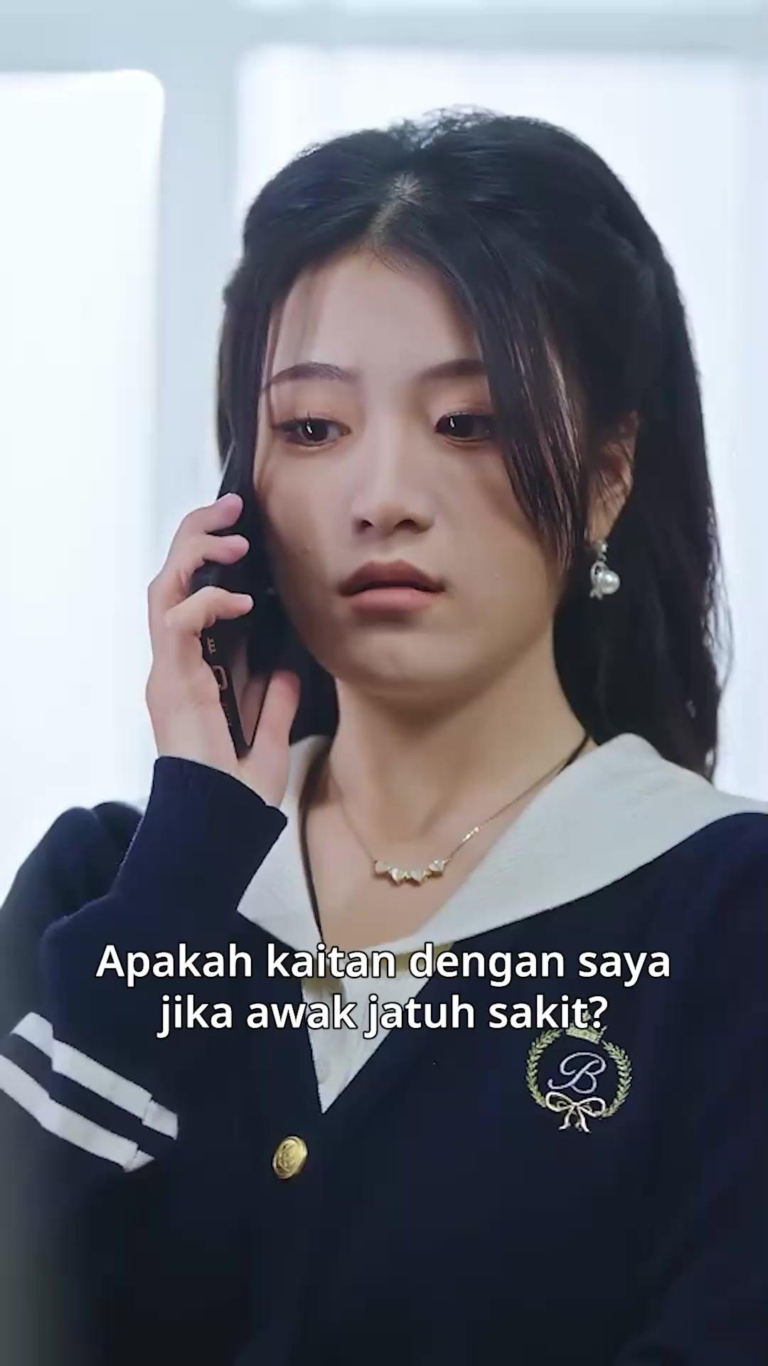 Gadis Idaman Lawan Pujaan Kolej