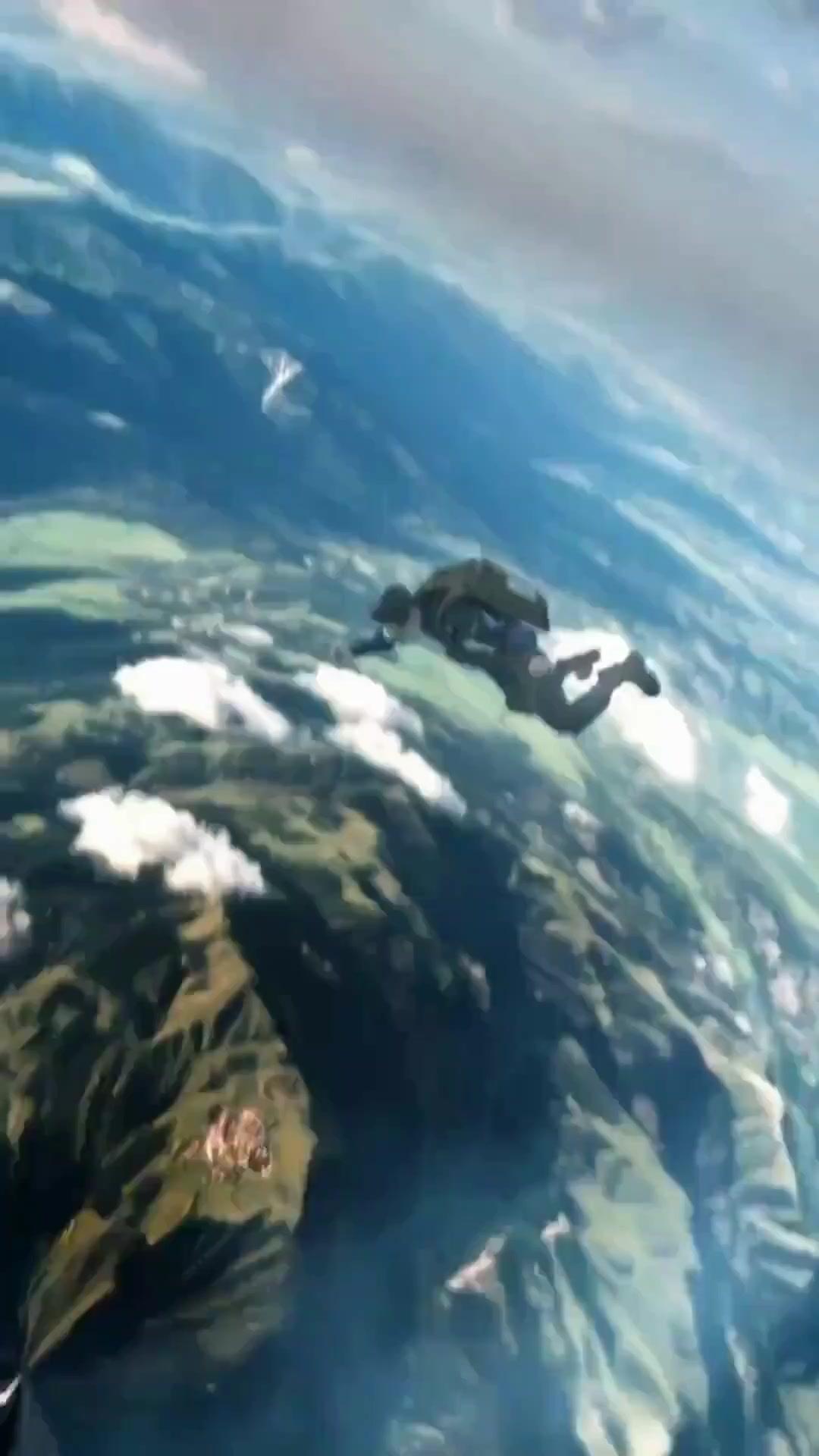 (Dublagem) Quando a Estrela se Foi, a Noite Caiu