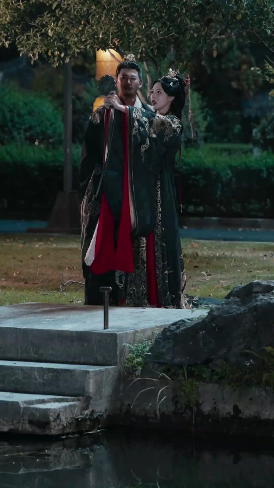 Meri Stepmom Ek Queen Hain!