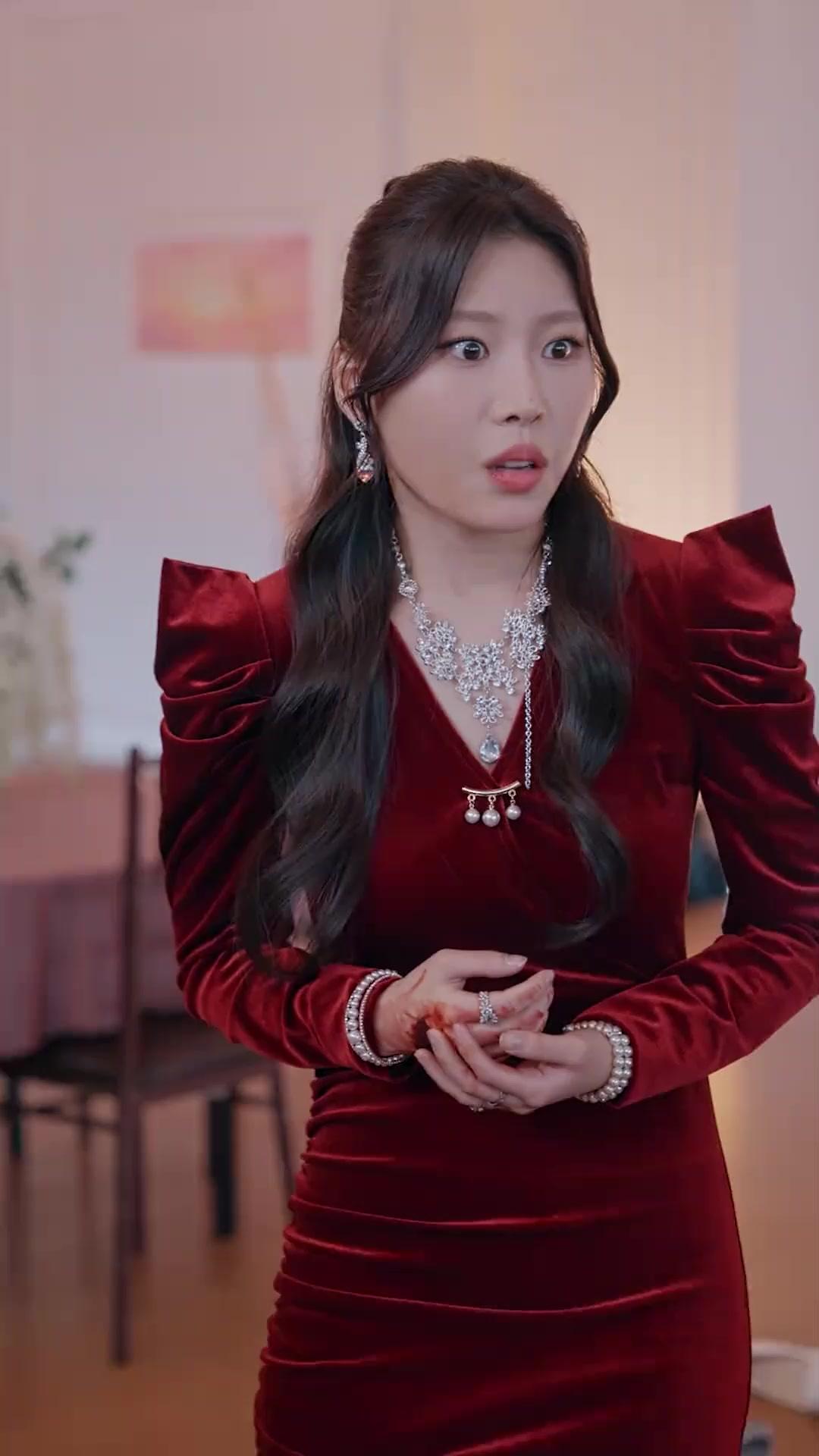 (Dubbed) My Broke Bodyguard is a Billionaire?