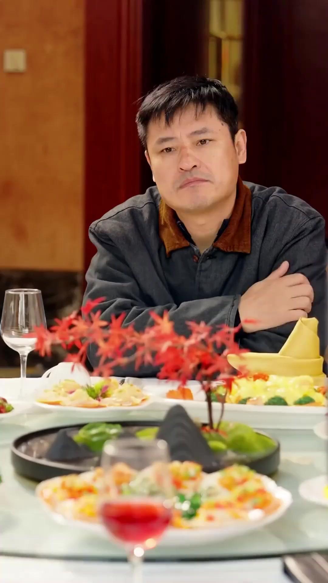 (Lồng tiếng) Tay Thần Cải Mệnh