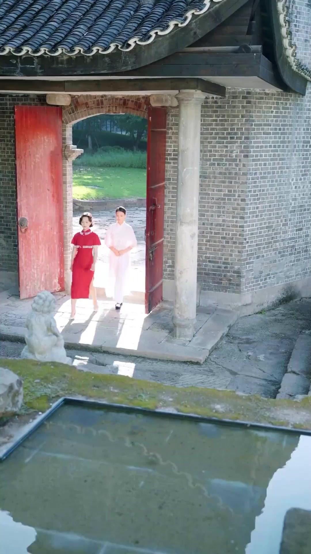 (Dubbed)Prisoned for Love