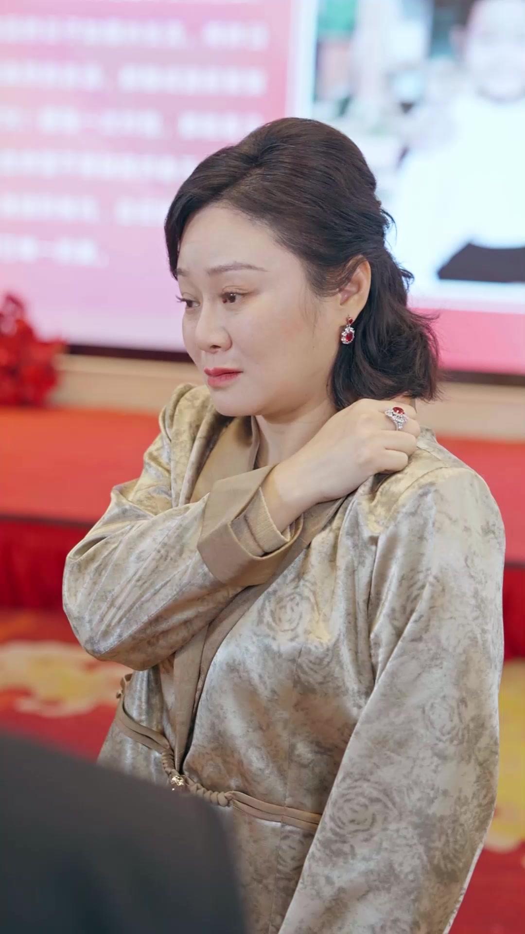 That Crazy Woman? She's My Mom