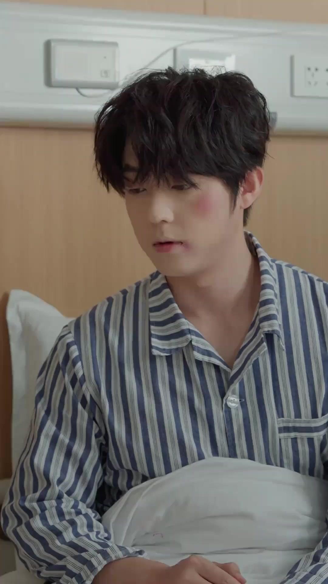 (Sulih suara)Cinta Retak Tak Sempurna