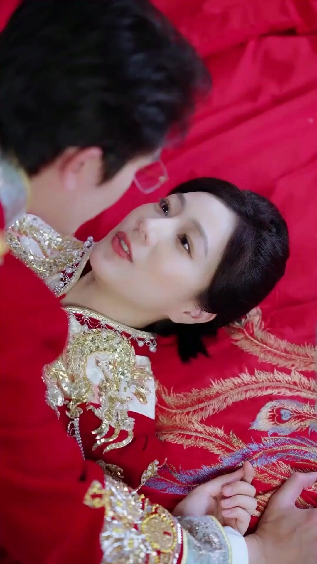 (Dublagem) Renascidas: A Escolha do Destino