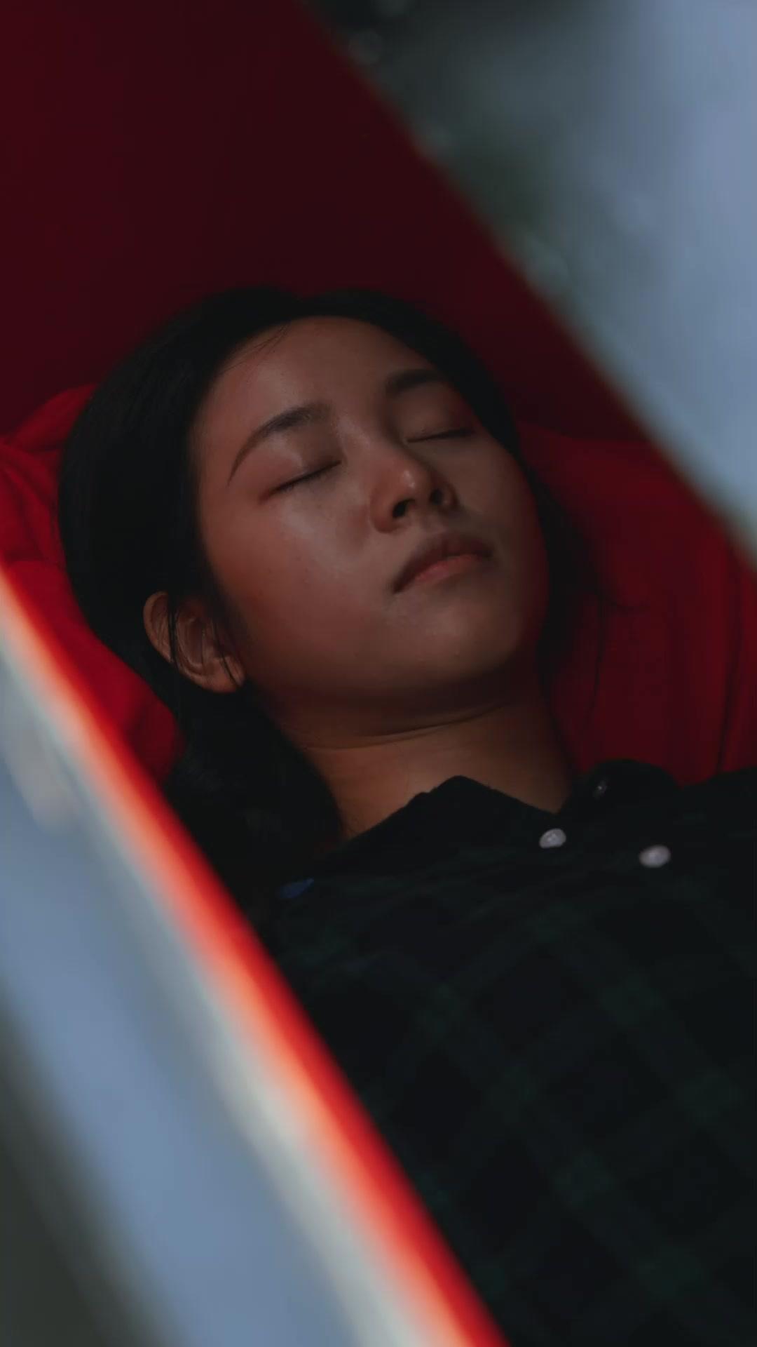 爸爸，請救救媽媽！