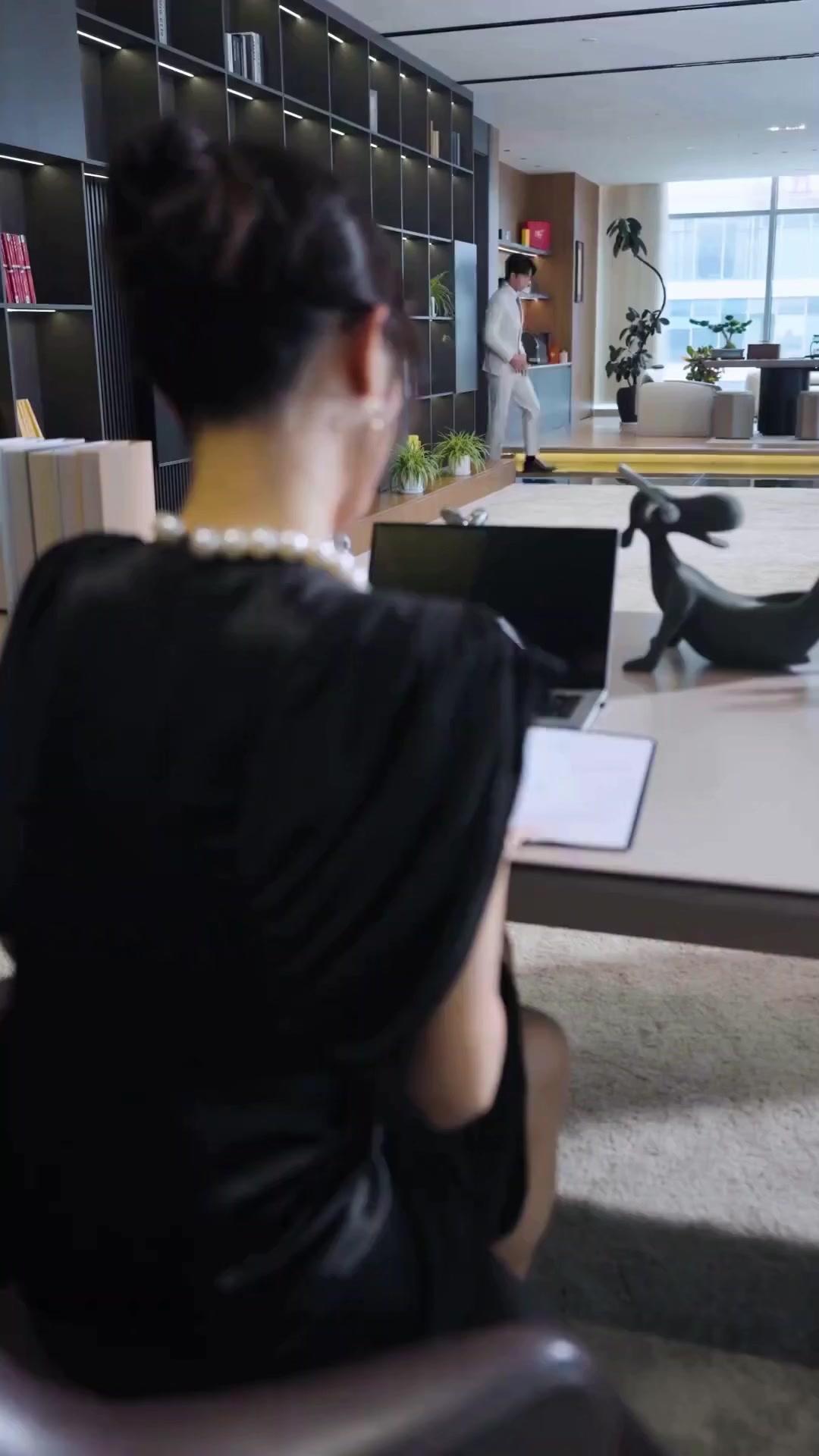 (Doublage) LA BELLE ENDORMIE