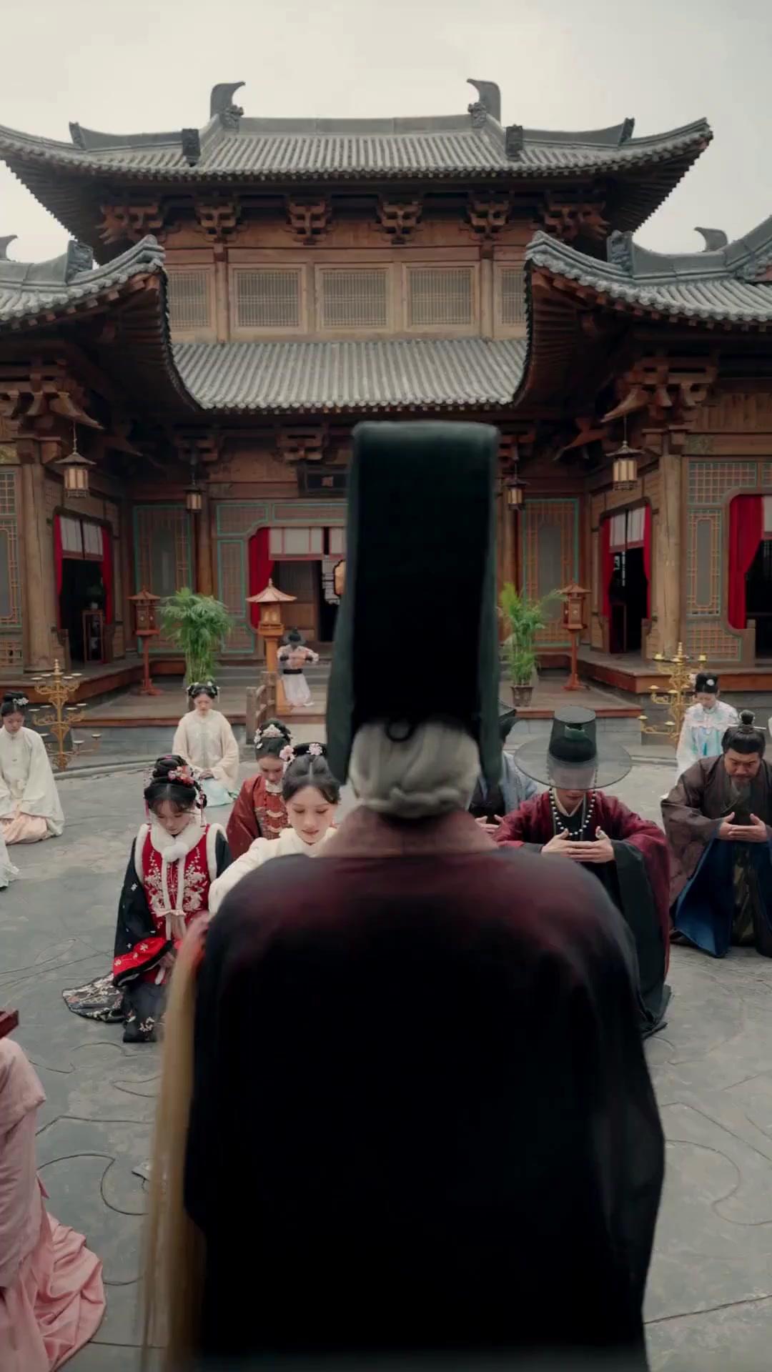 (Doublage) L'IMPÉRATRICE DES CHAMPS