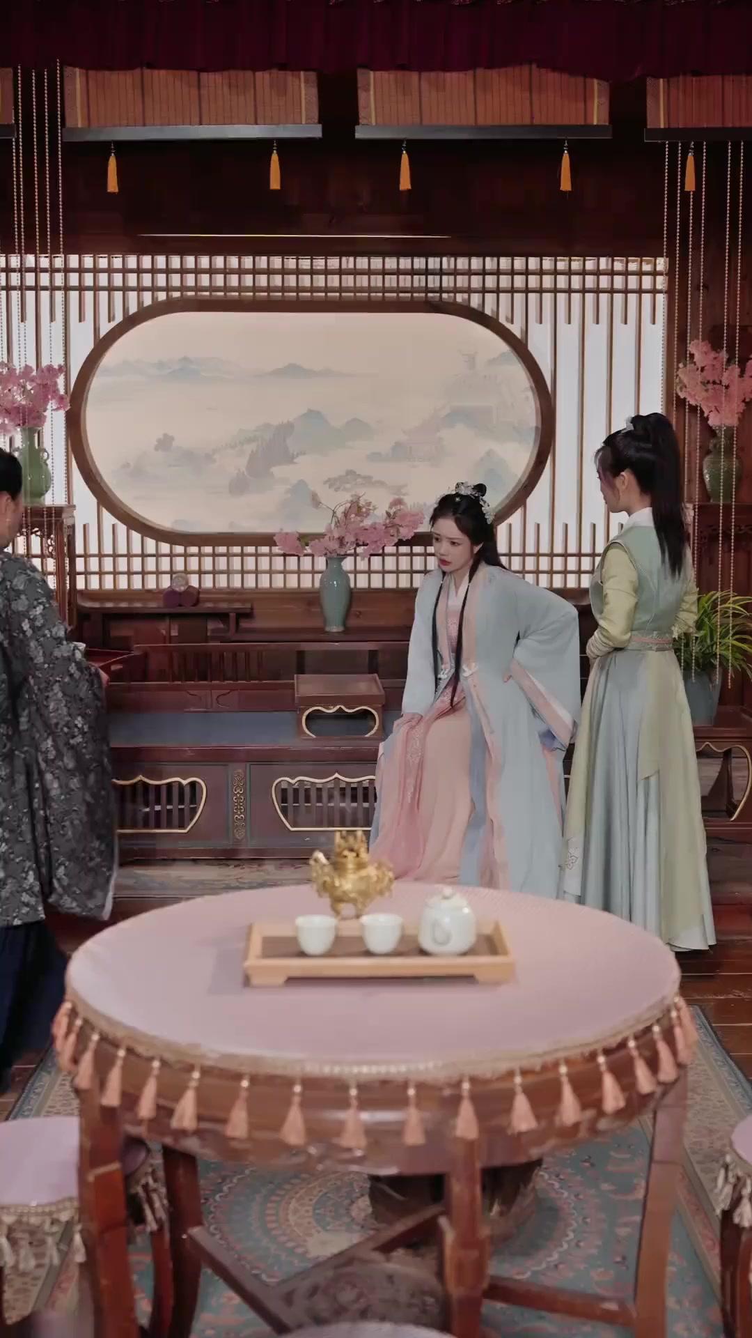 Putri Bangkit, Raja Lahir