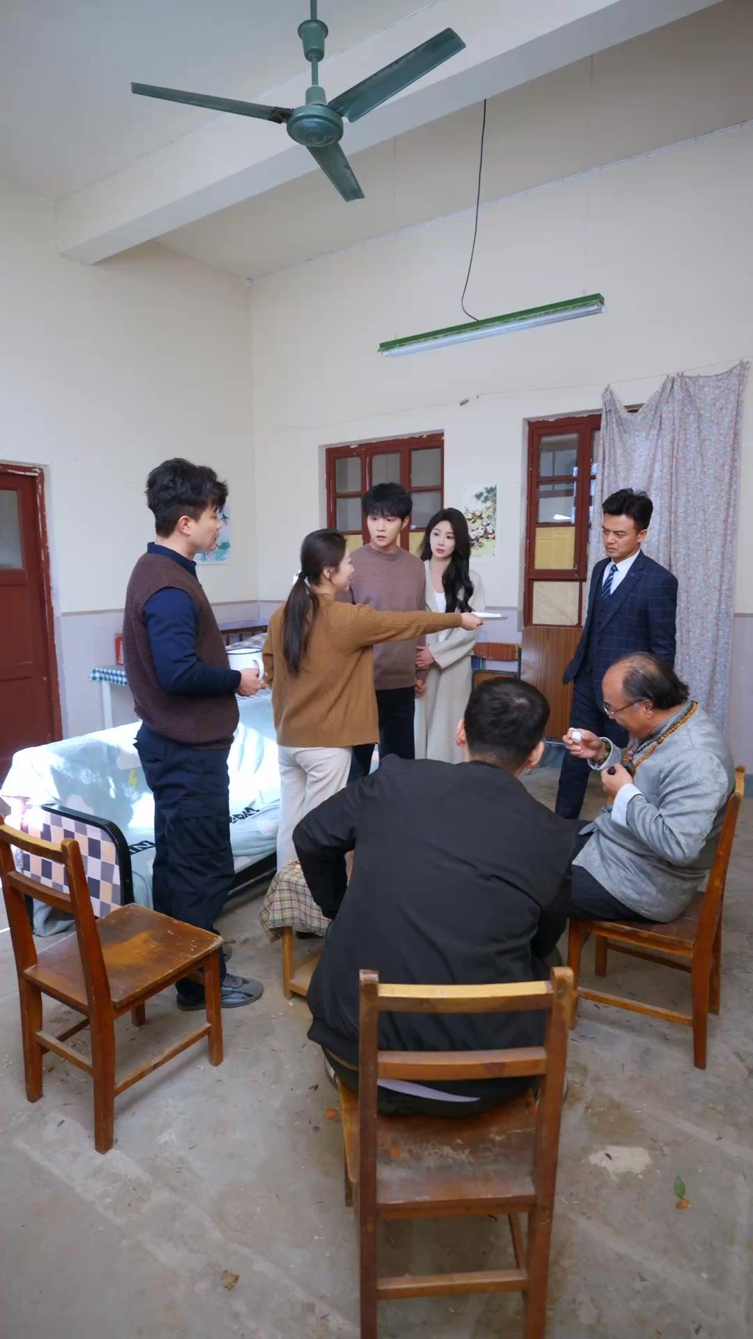 女神と正月帰省したら、 親の秘密がバレた！