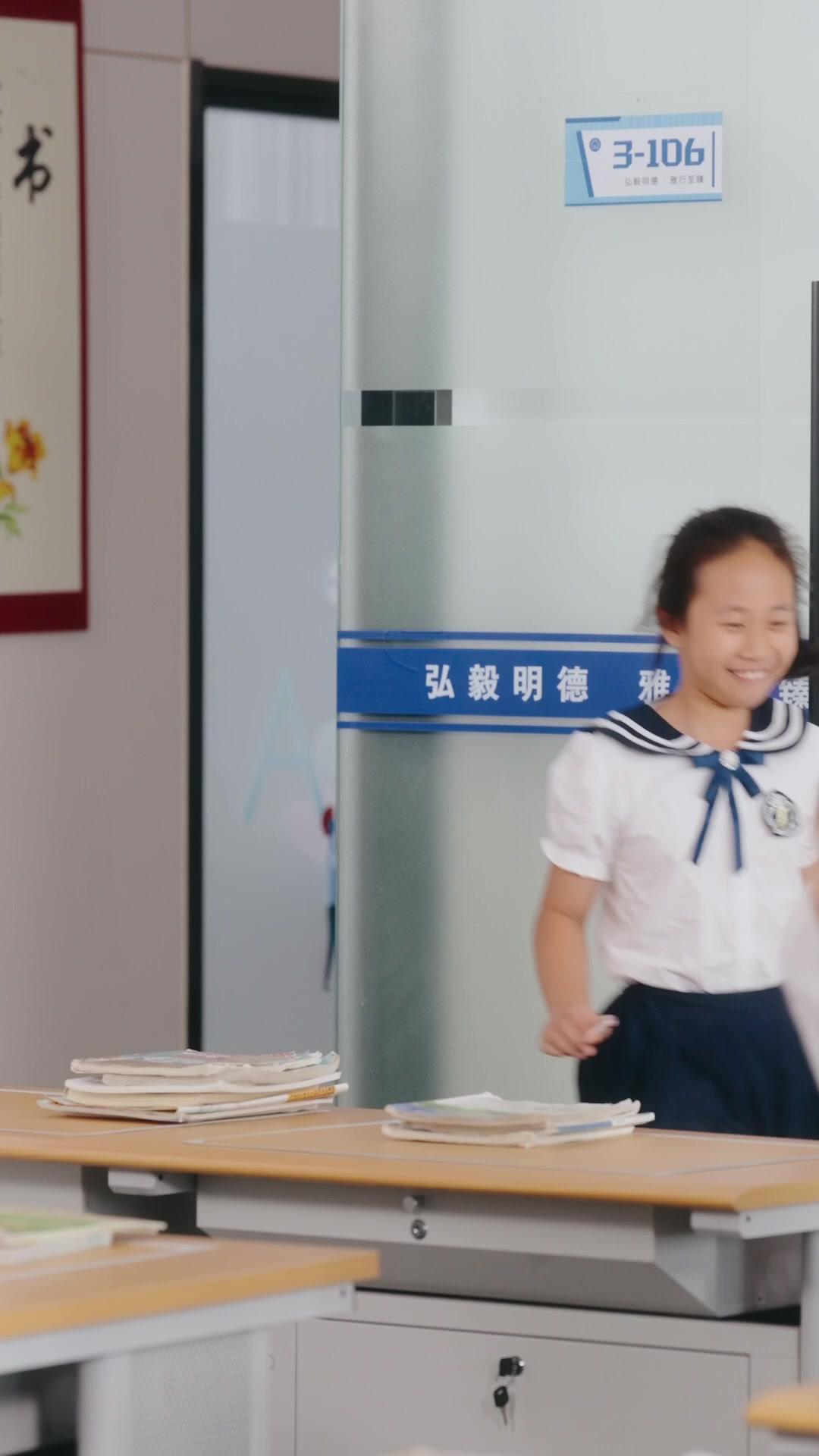 Kakak, Aku Bukan Adik Kandungmu!