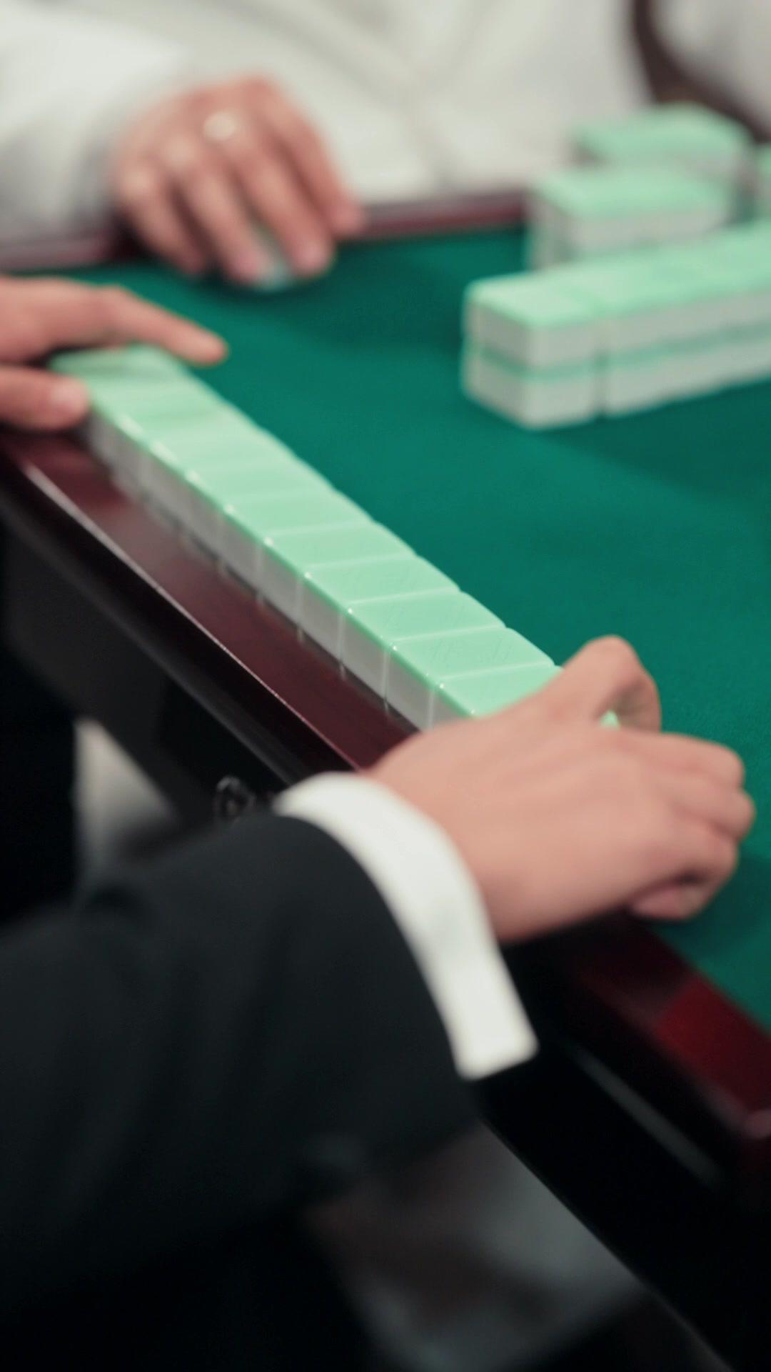 Terbebas dari Sangkar