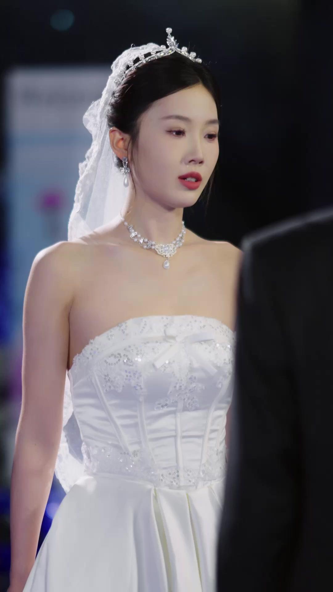 La muerte vistió de novia