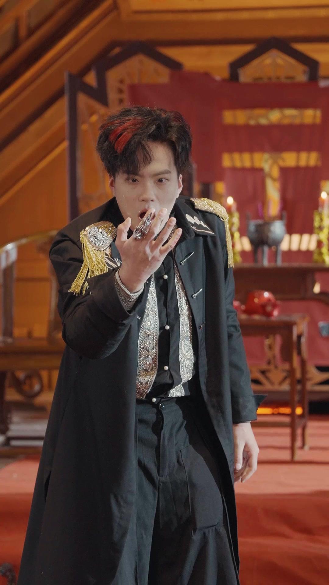 Jangan Remehkan Dewa Pedang Kecil!