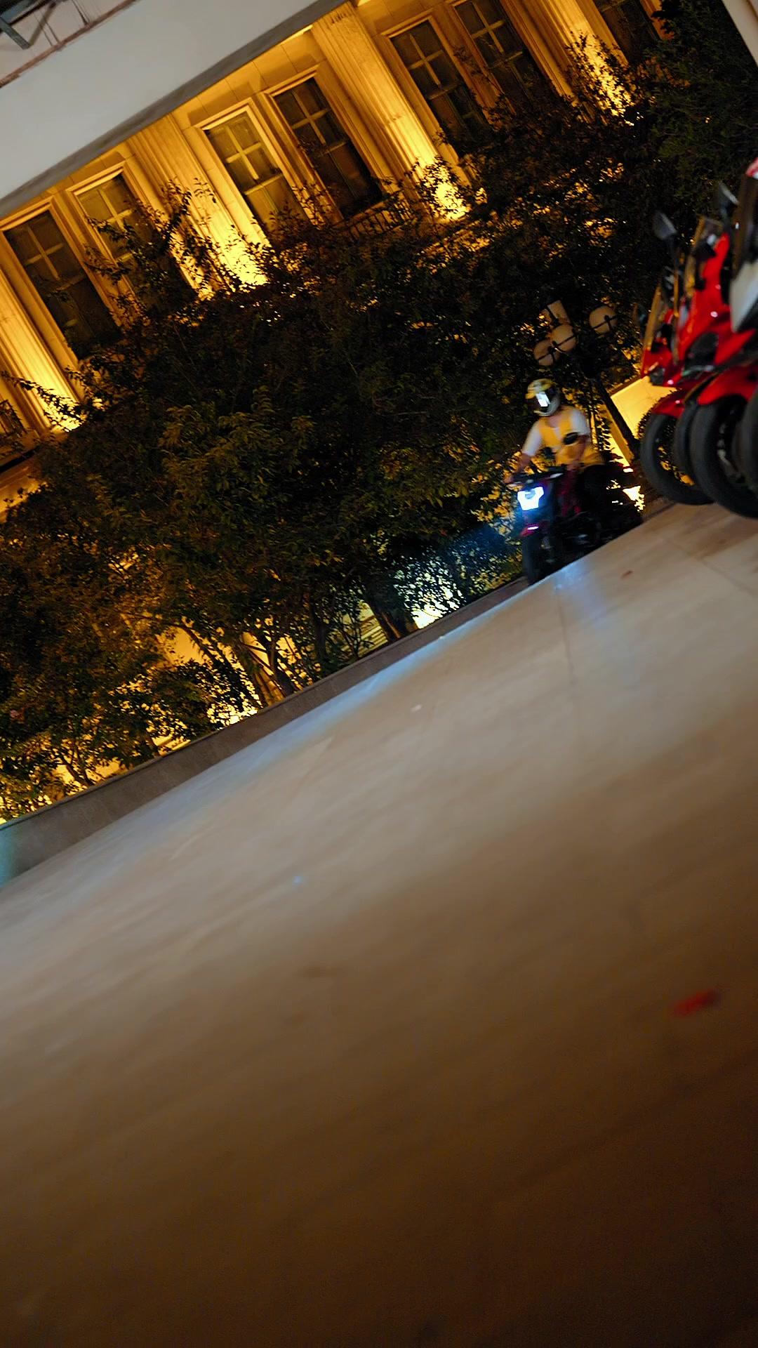 保安爹爹不簡單