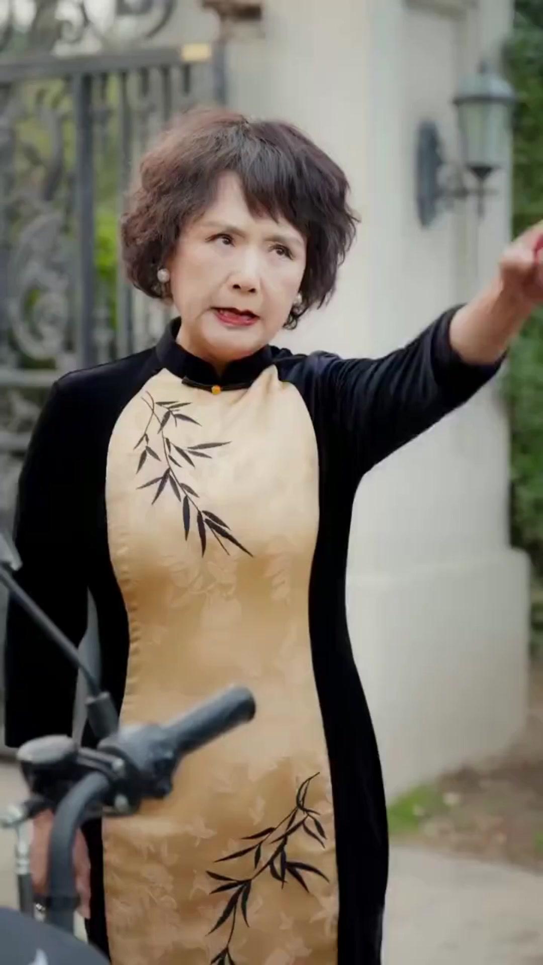 A Verdadeira Esposa Não Poupa Ninguém