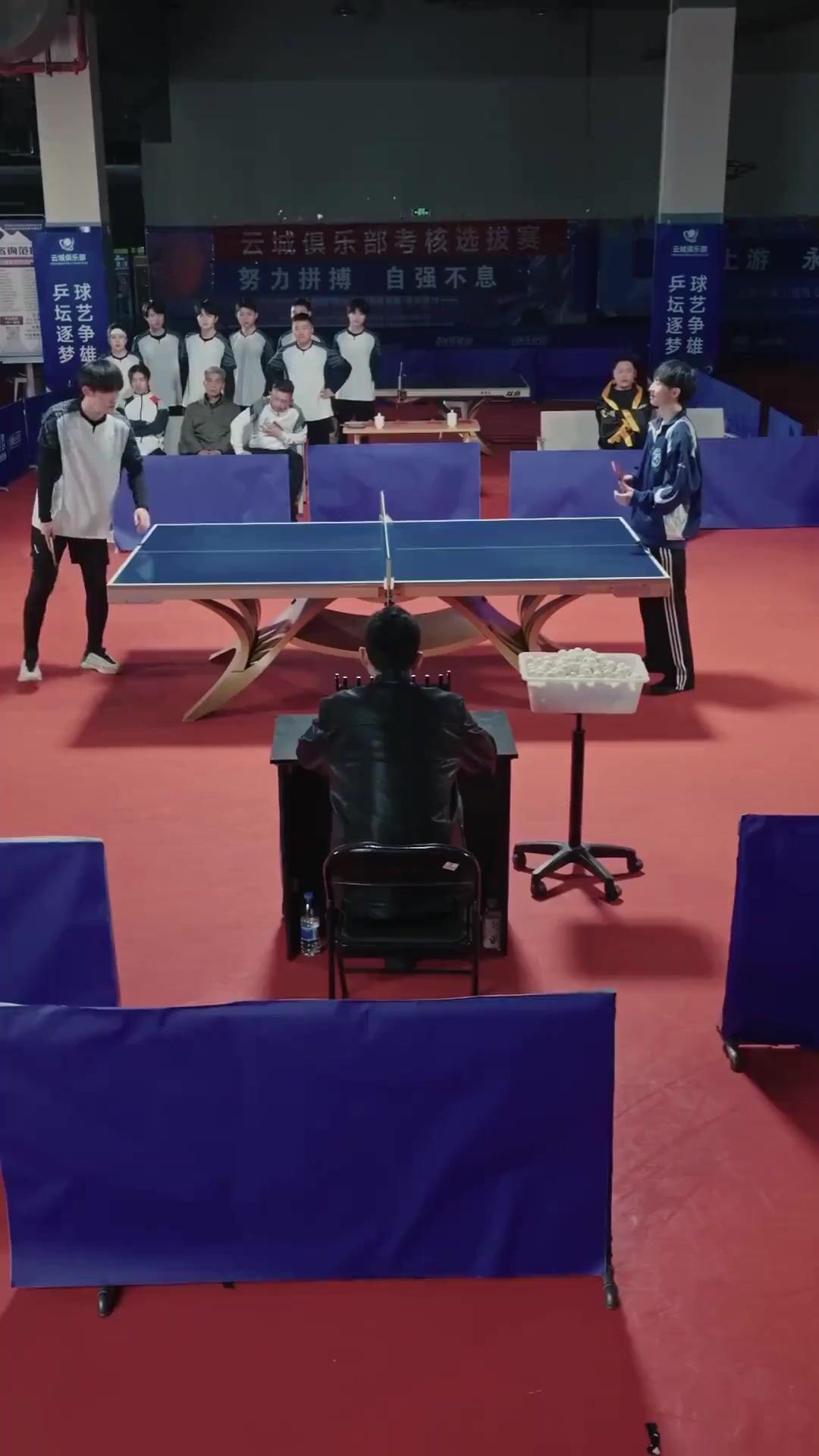 (Doblado)El último smash