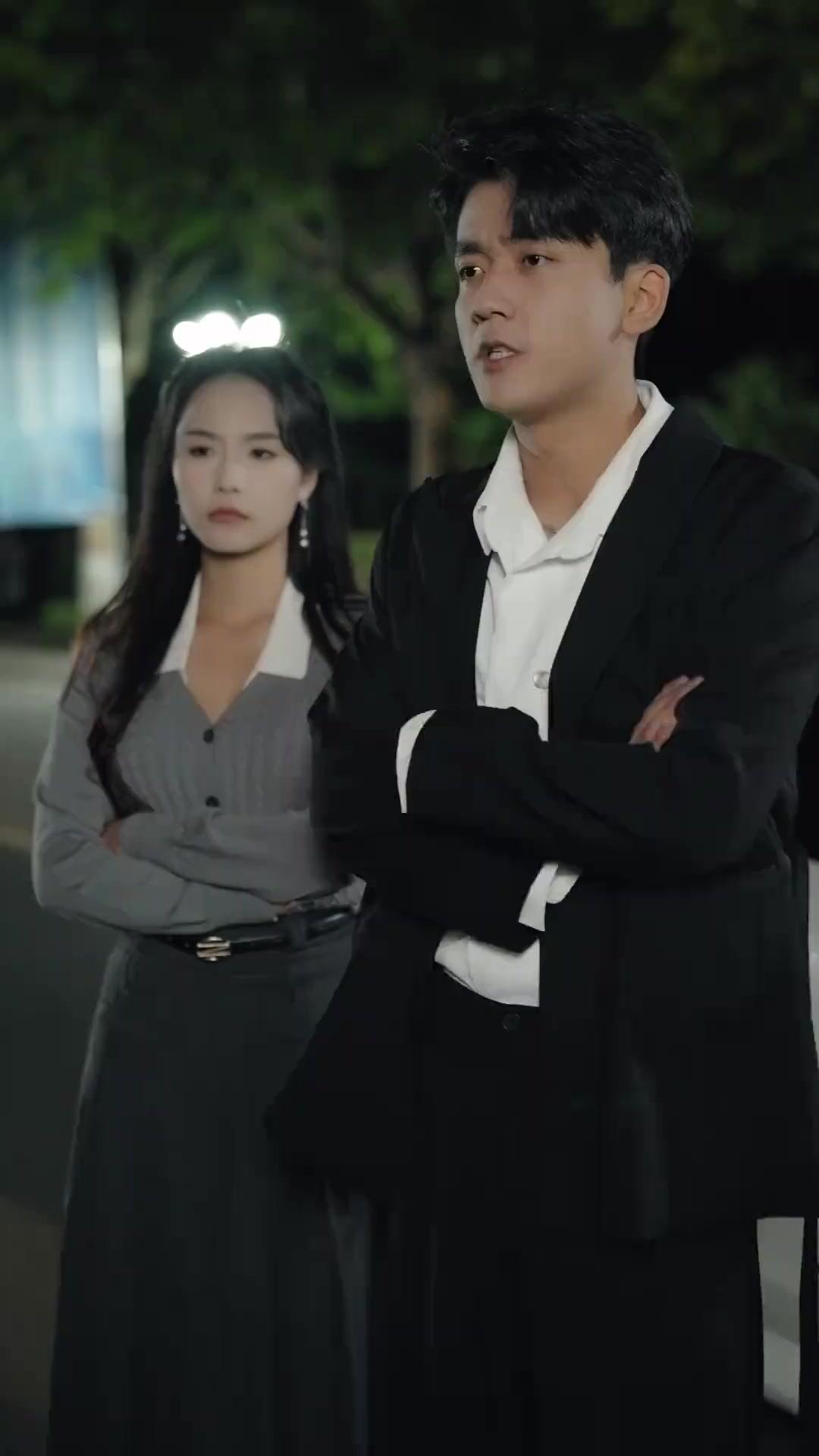 (Dubbed)Reborn to Crowned Love