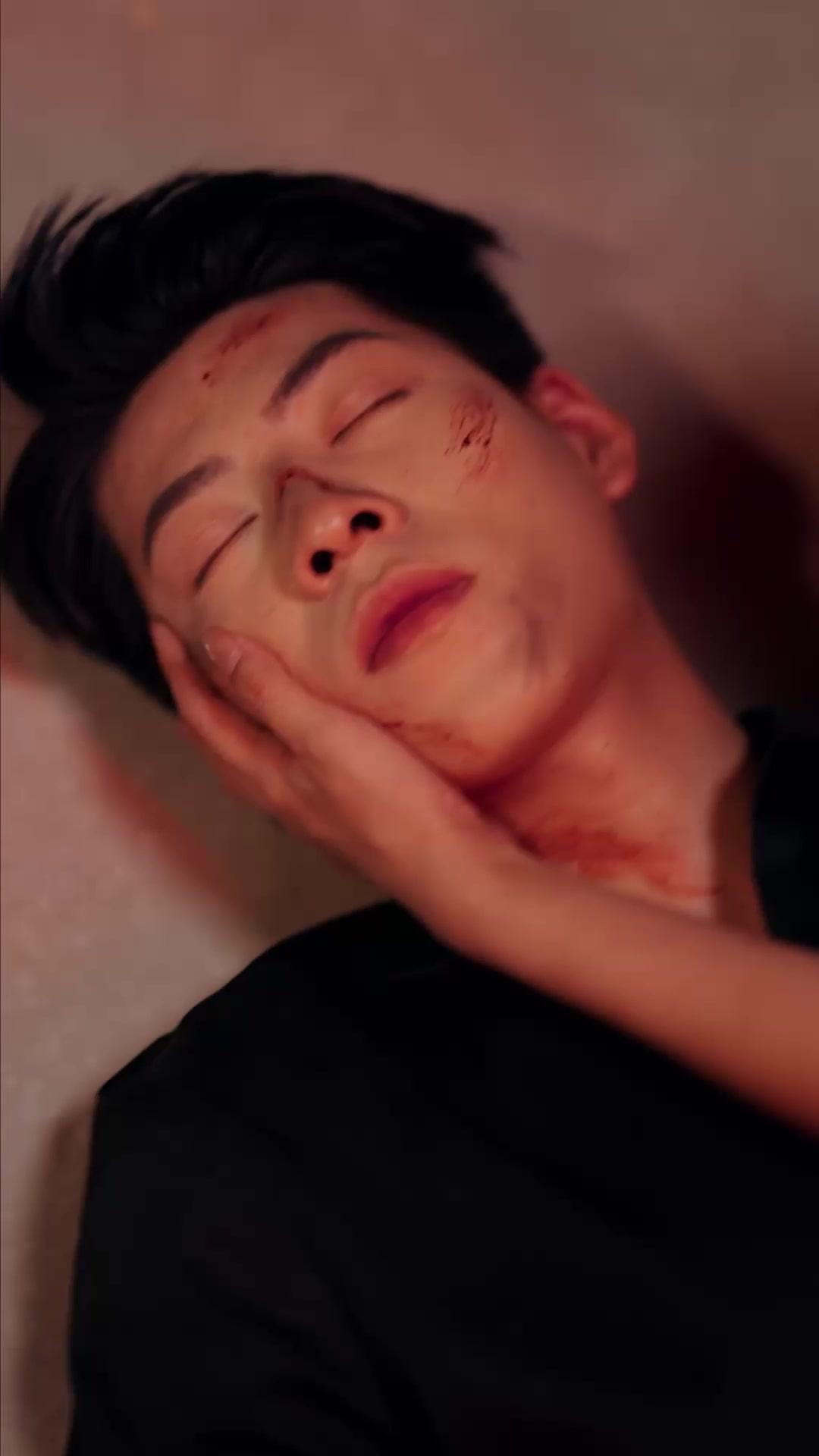 حب تحت الرماد