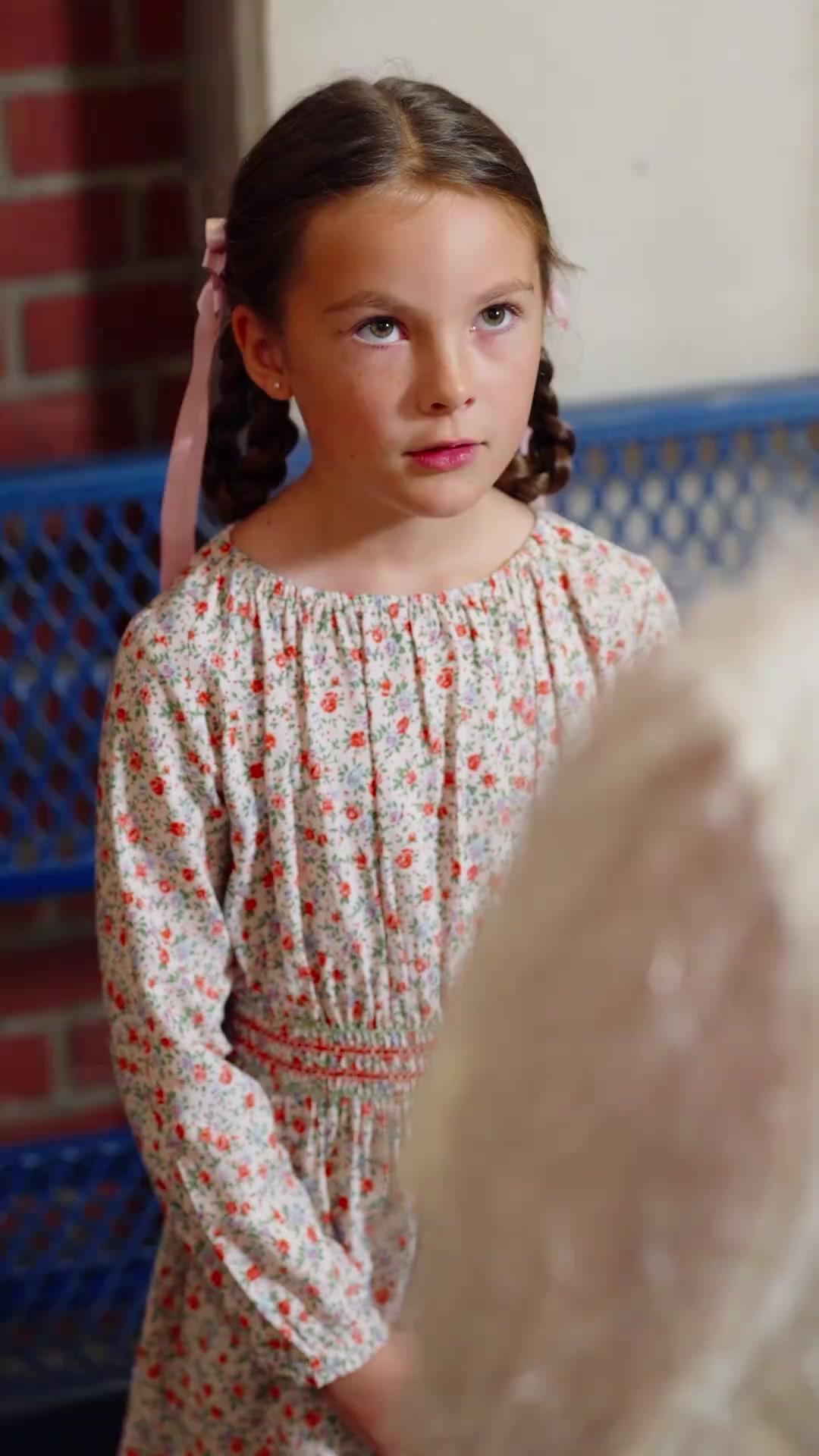 (Doublage) PLEURE POUR MOI QUAND JE PARS