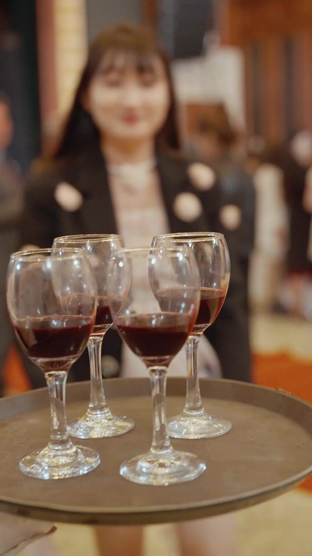 추악함을 벤 전황의 칼날