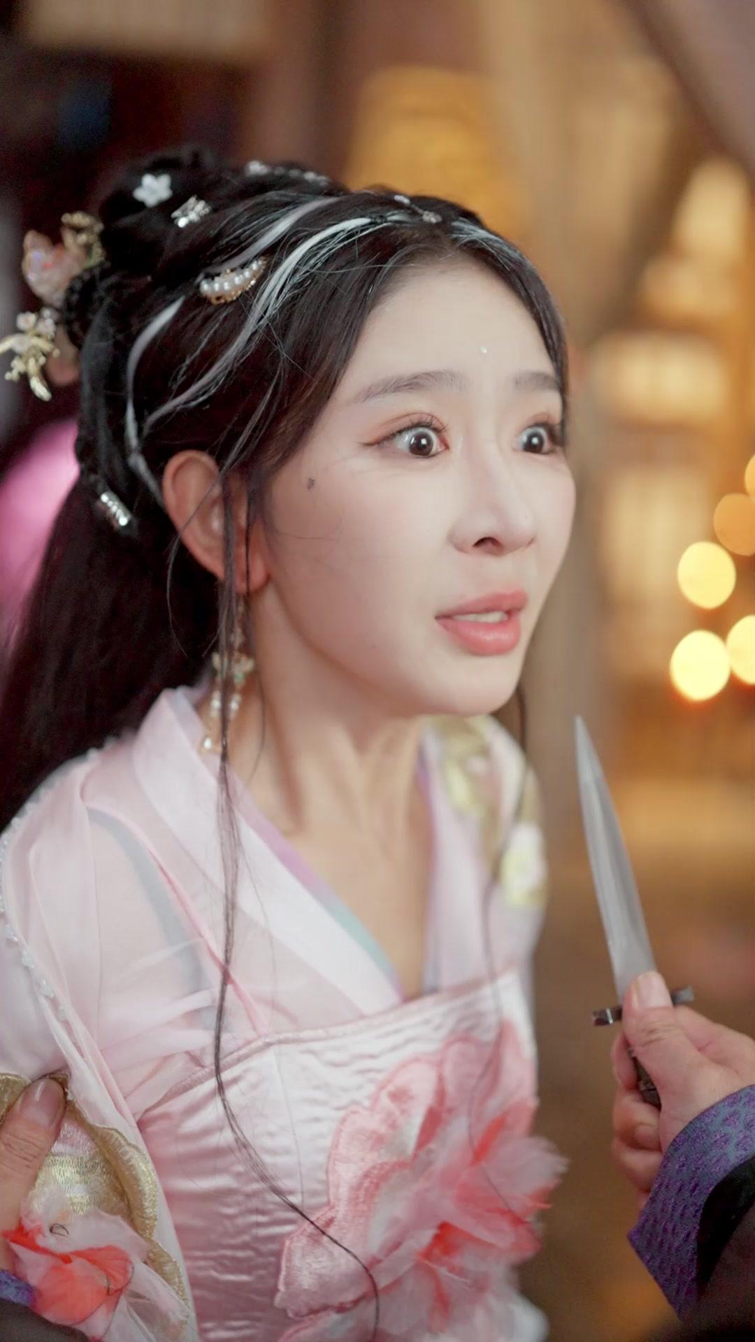 من يلمس الذهب يدفع عمره