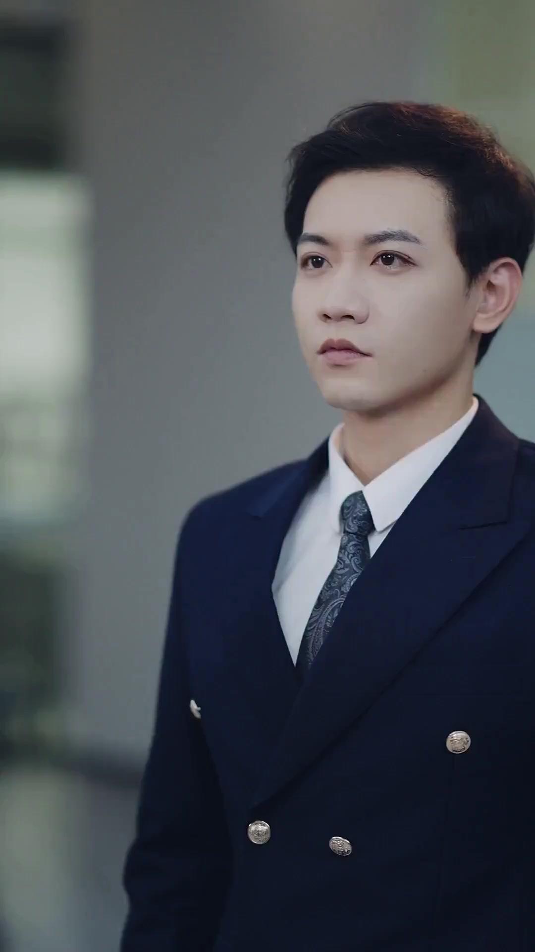 (Doblado) A pesar del mundo