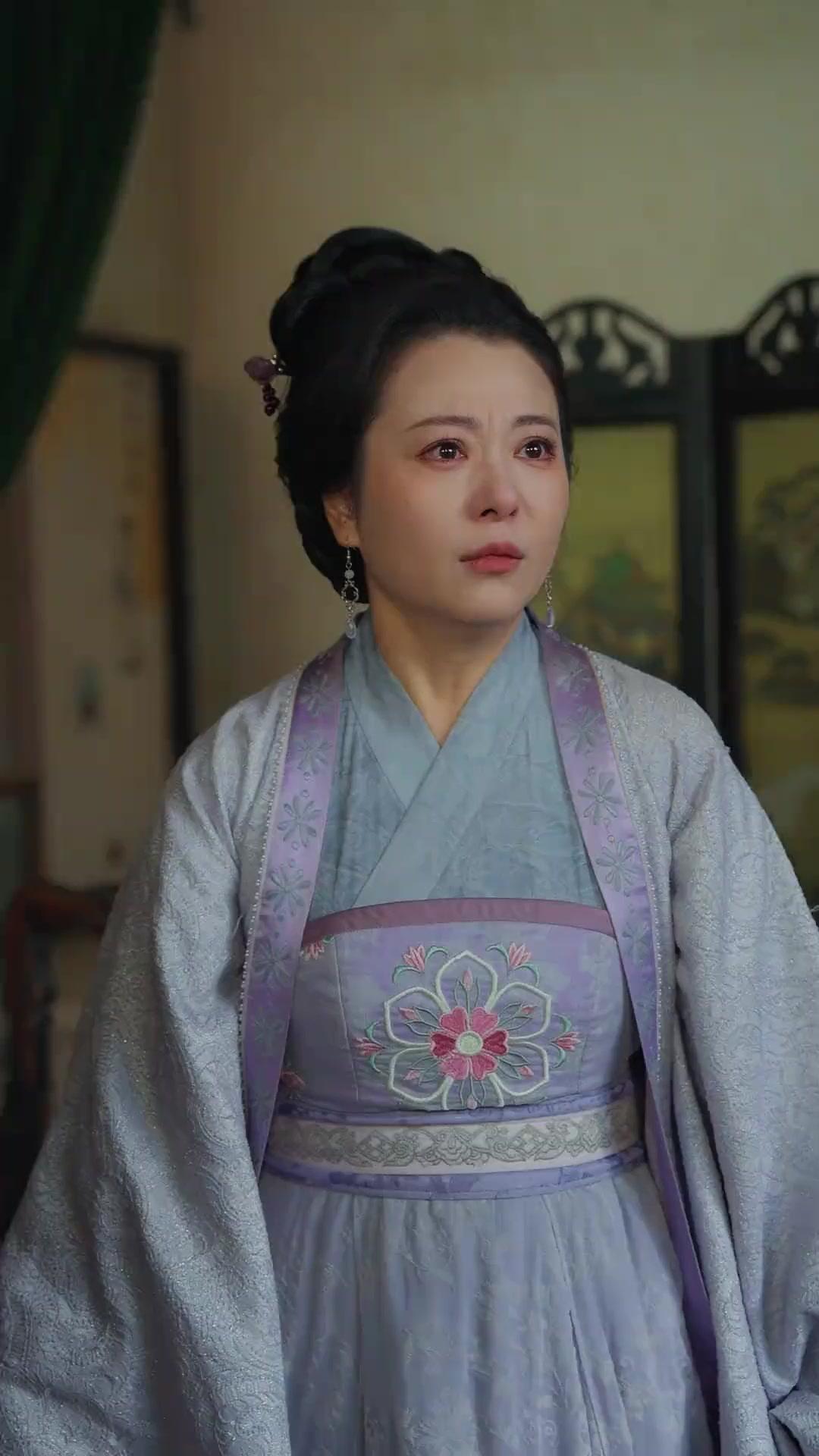 폐물의 칼, 강호를 찢다