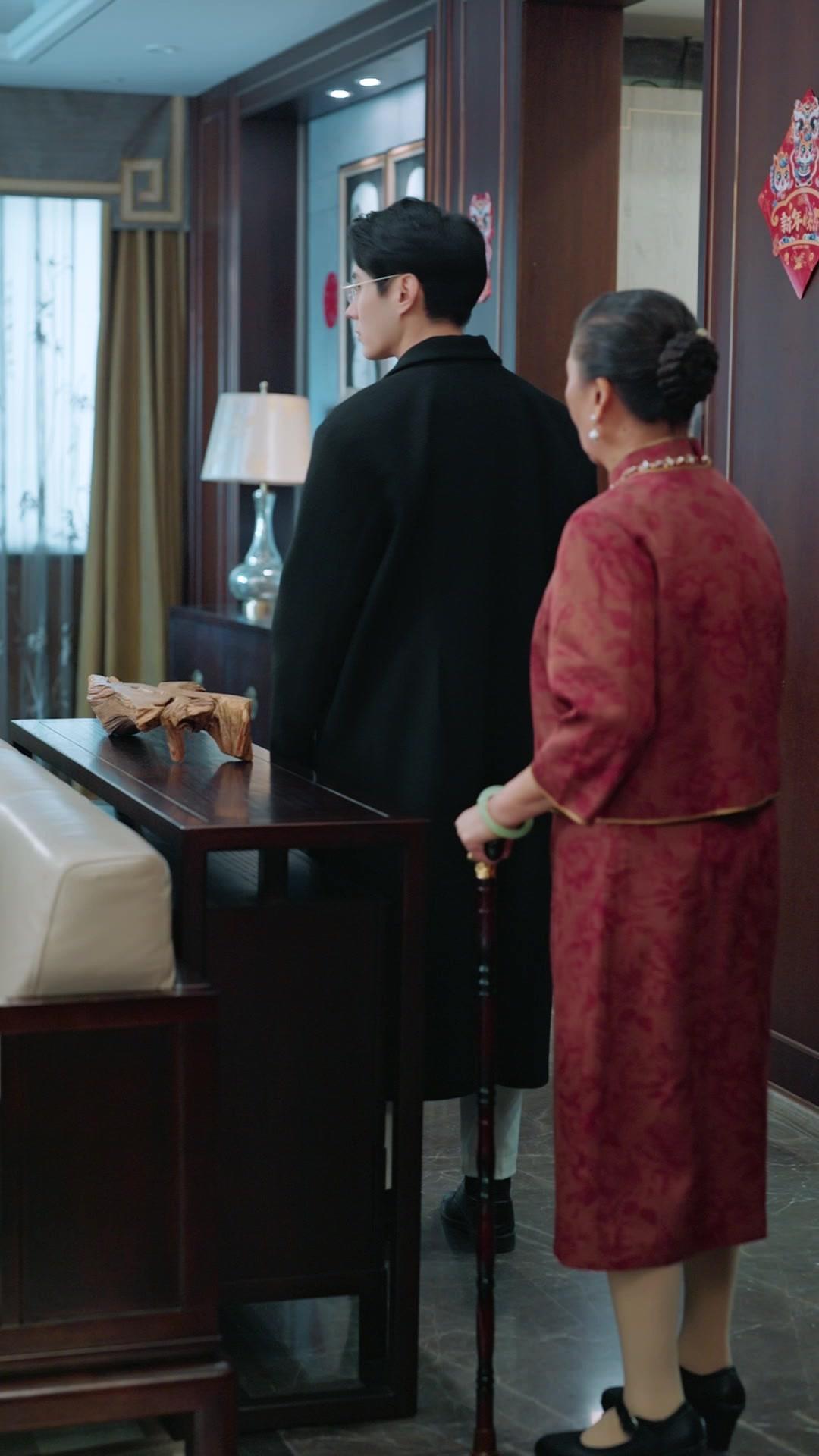 一別舊歲，再不見舊人