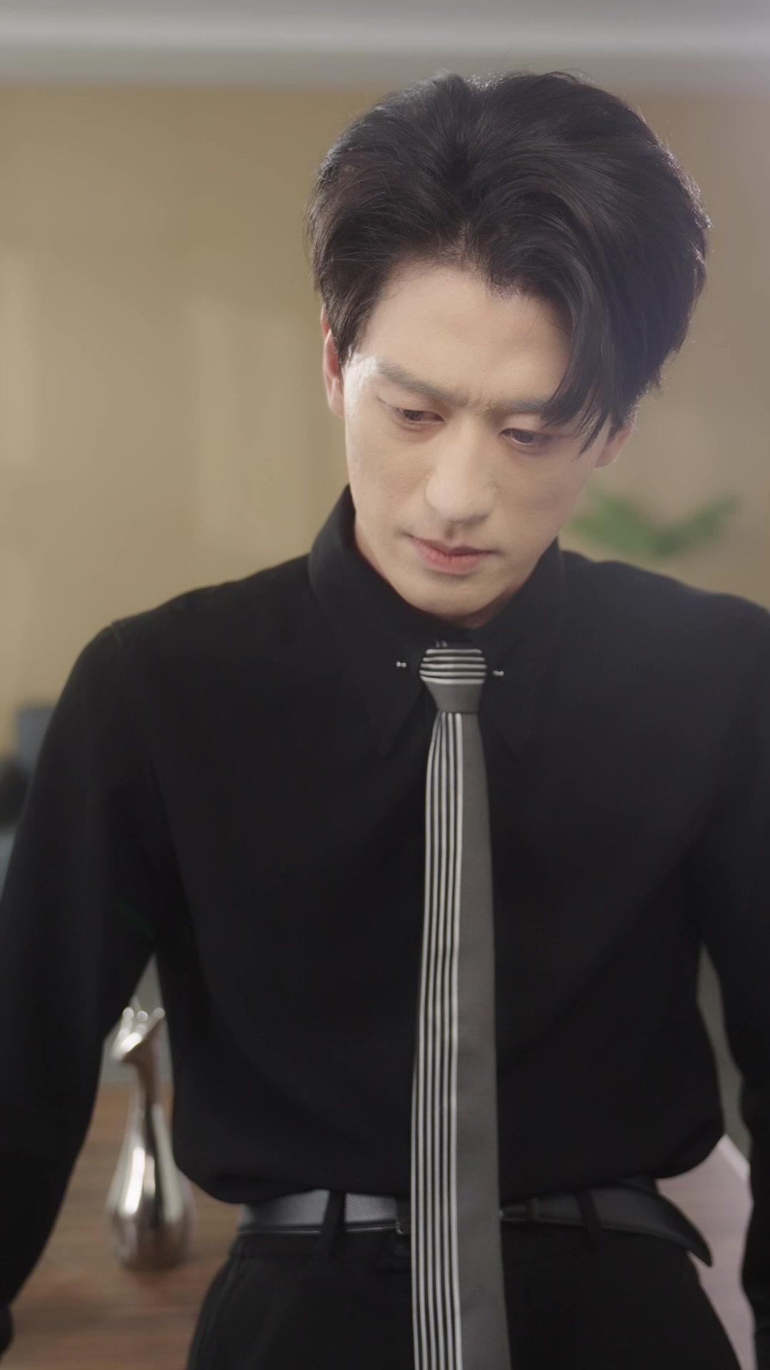 The Billionaire Disguises to Claim Me?