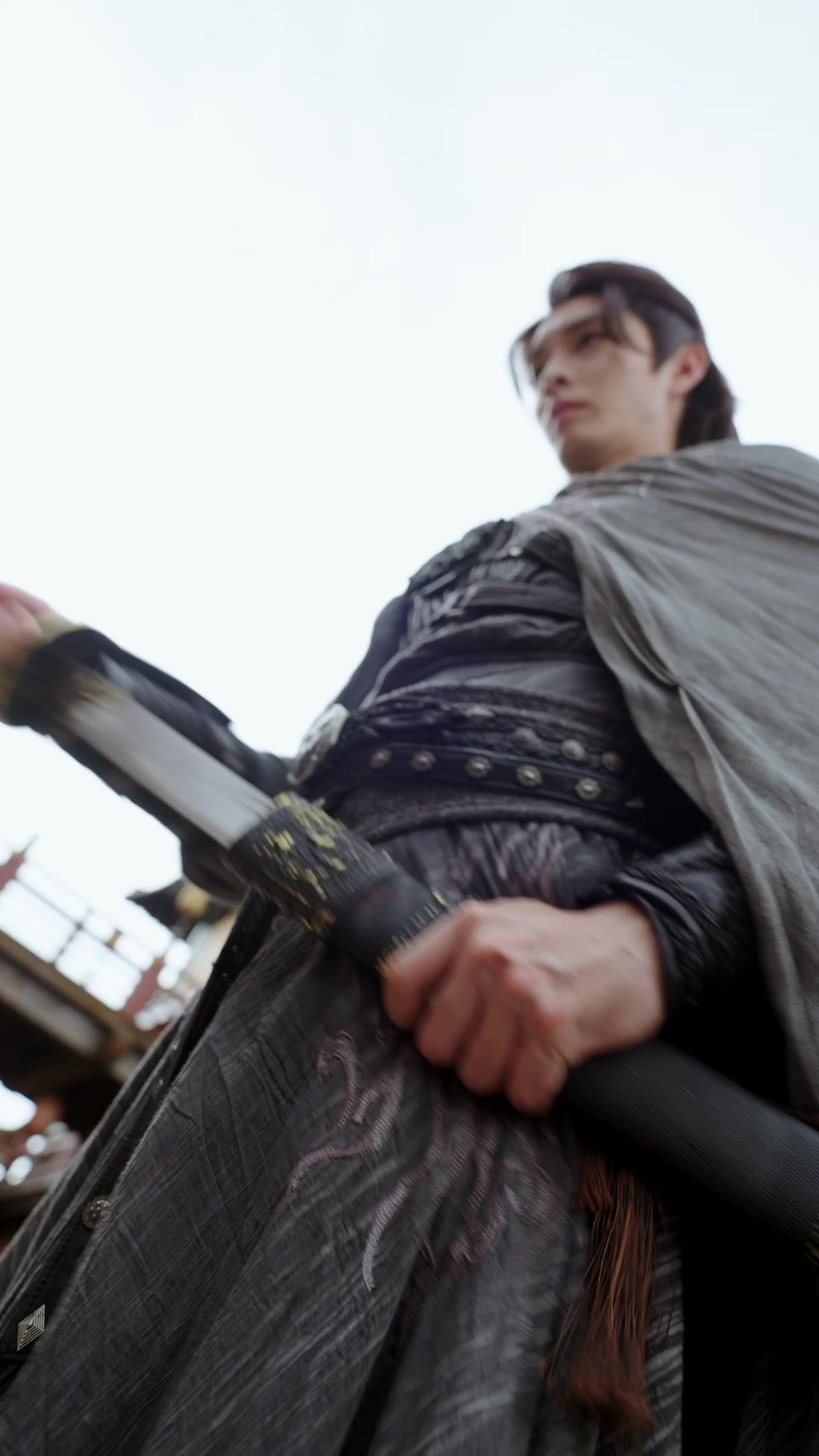 一劍橫空煙雨江湖