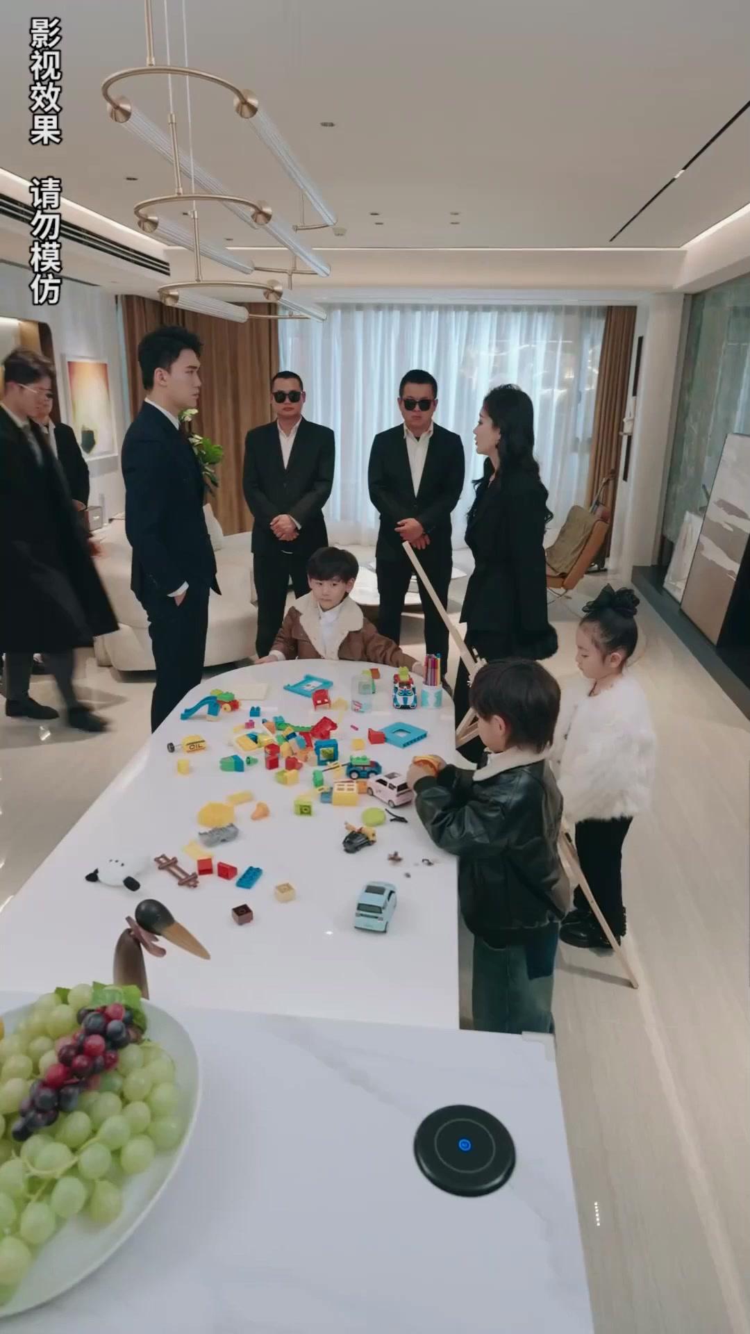 Tiga Anak Istimewa, Ayah CEO Yang Berkuasa"