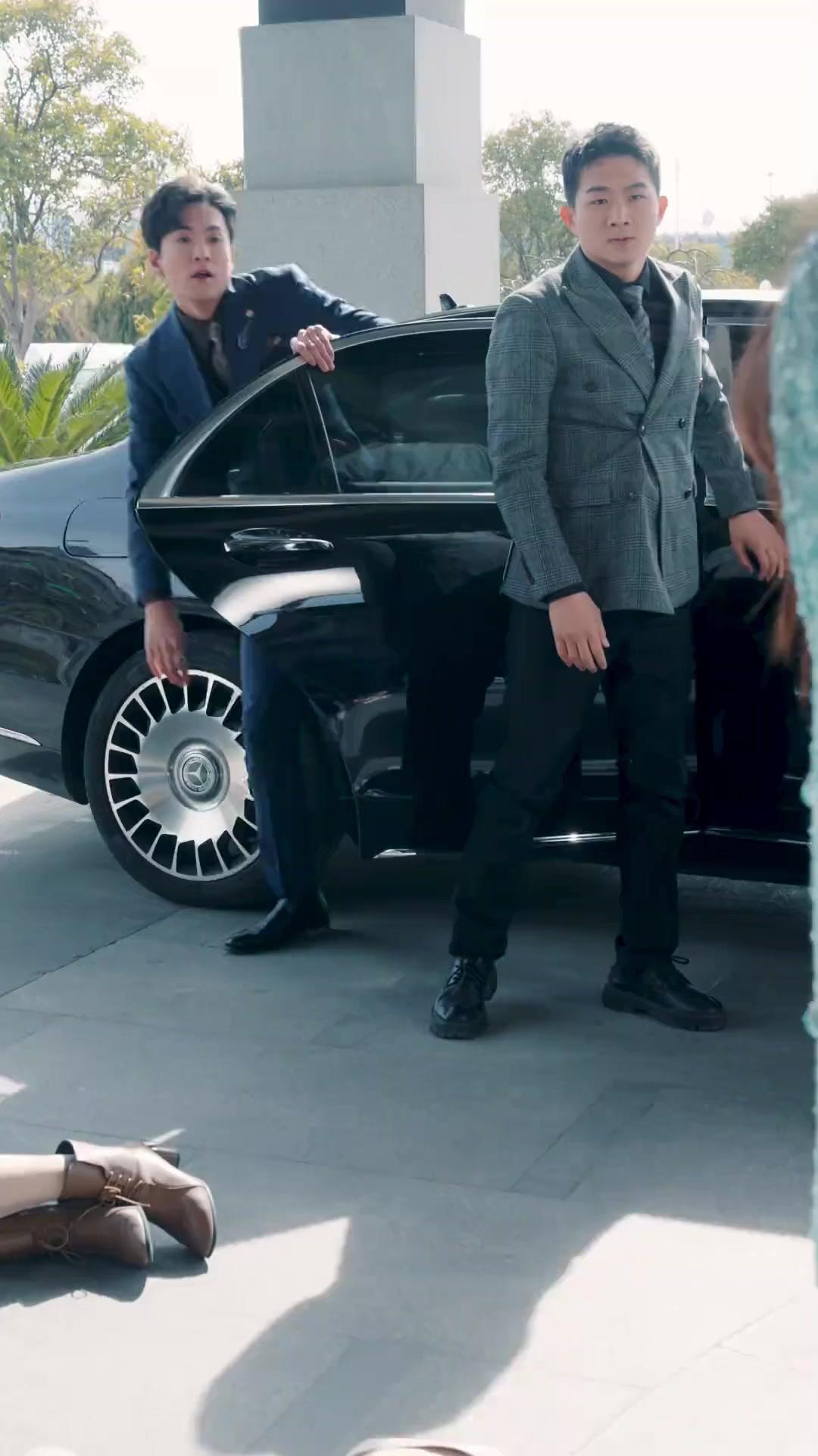 Cinta adalah rahsia yang berapi -api