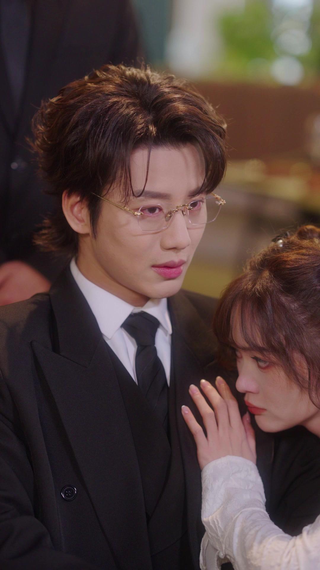 塩対応の夫がなぜか私に甘すぎる！？