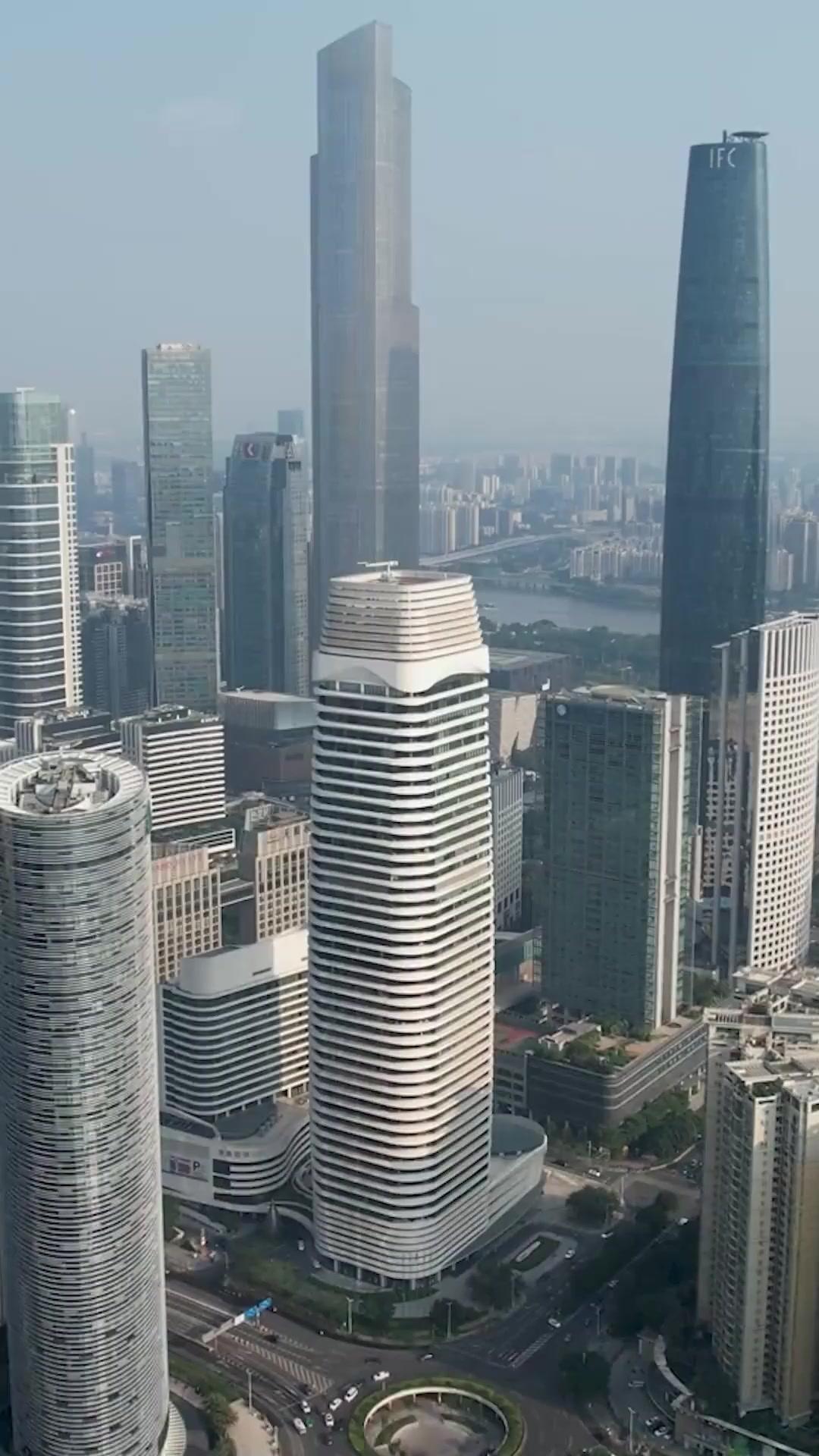 ¡Esta fortuna no te mereces, infiel!