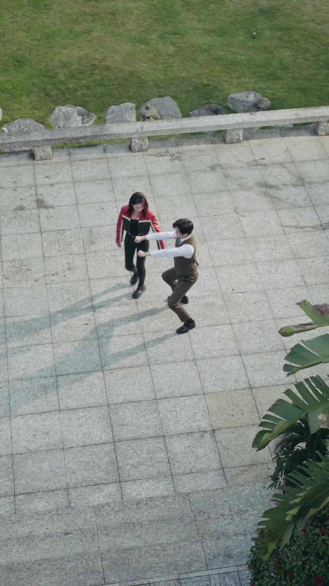 ¿Una carnicera de guardaespaldas?