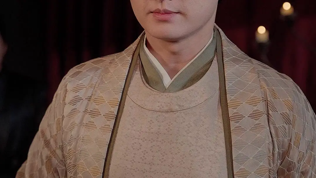 Shadow of the Throne: Where Every Smile Hides a Knife