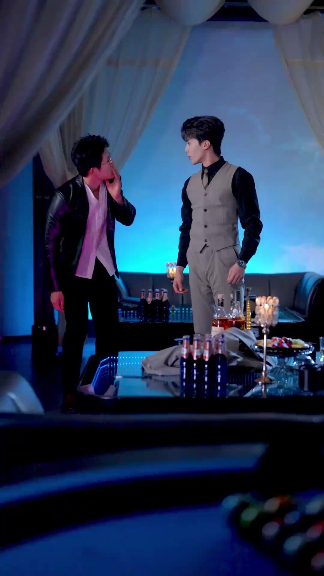 (Doblado)Un corazón entre las cenizas